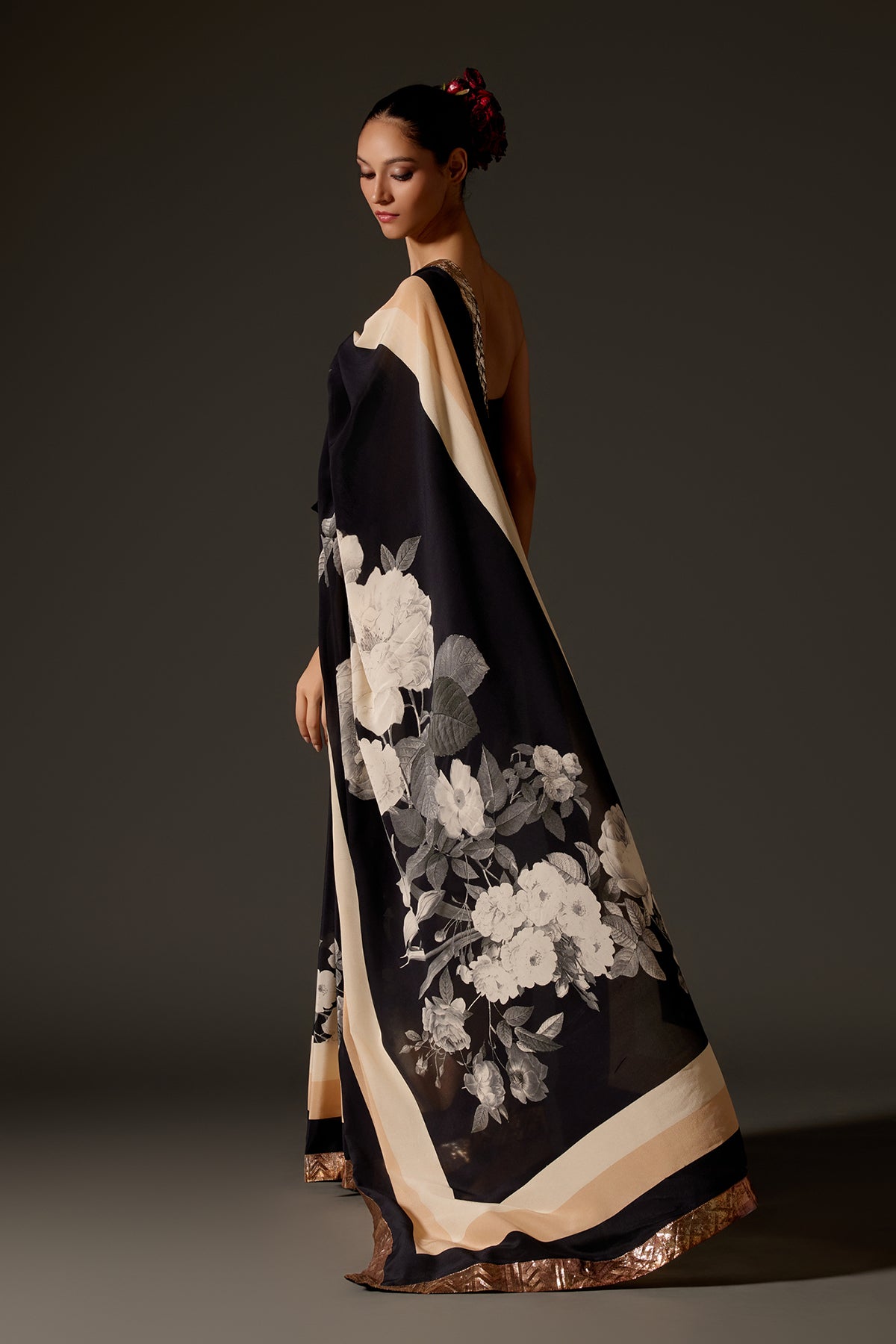 Crepe Saree With Floral Digital Print & Gotta Border