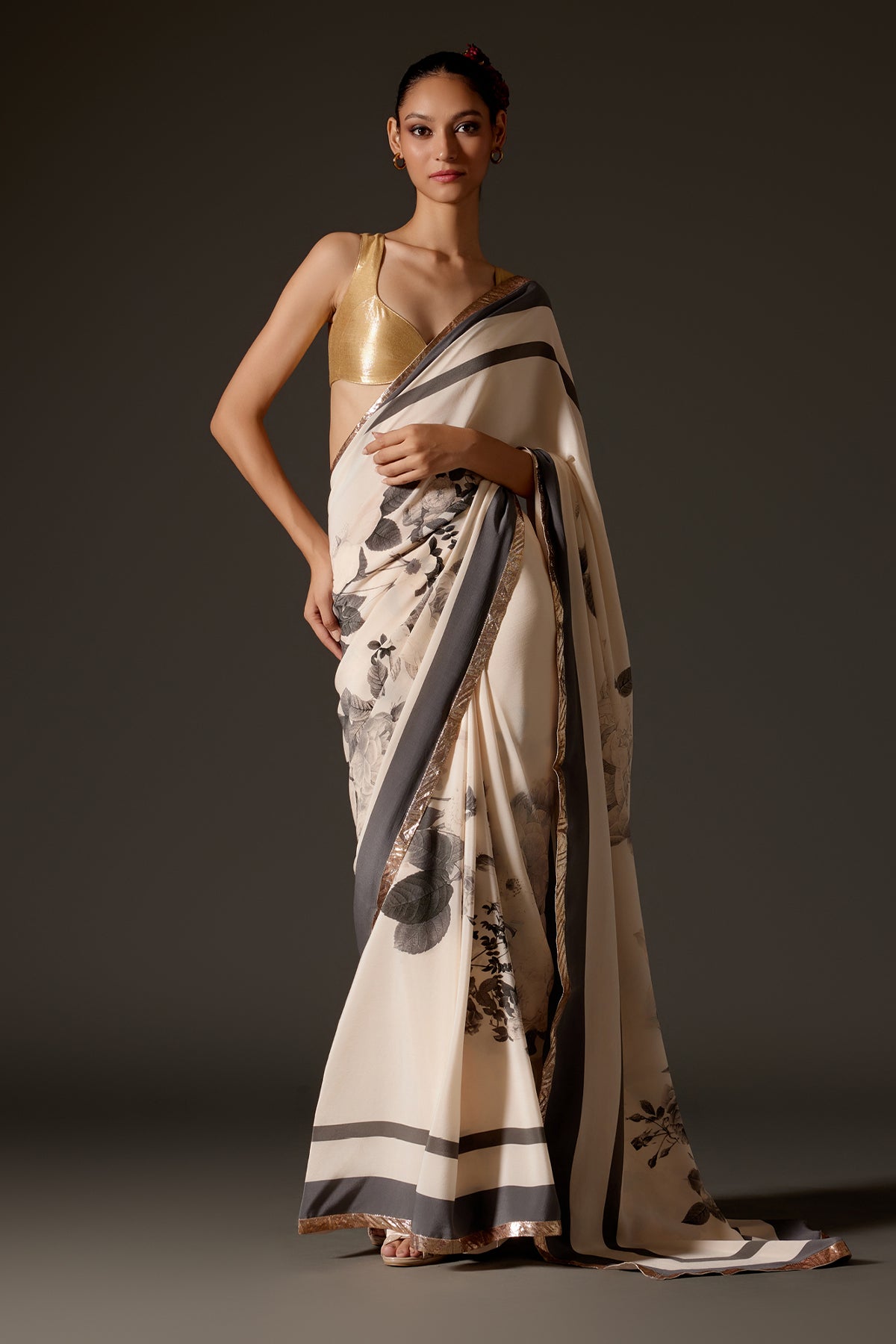 Crepe Saree With Floral Digital Print & Gotta Border