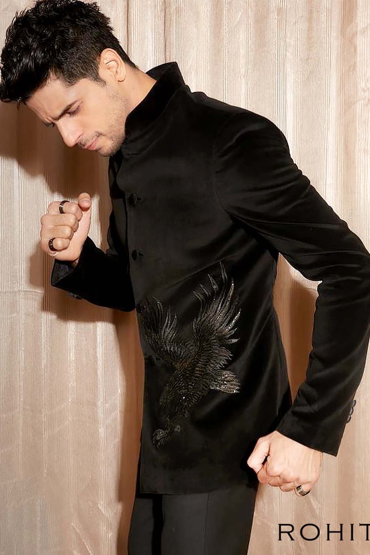 MEN'S BLACK BANDGALA