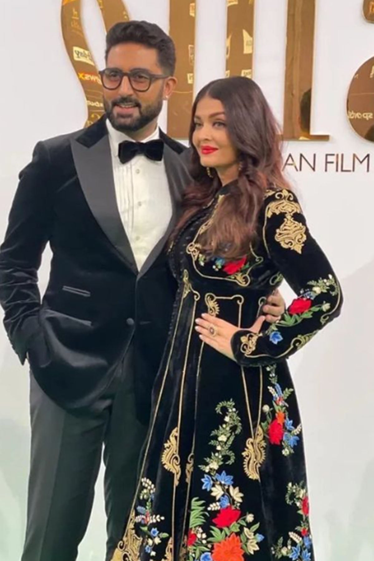 Embroidered Long Jacket