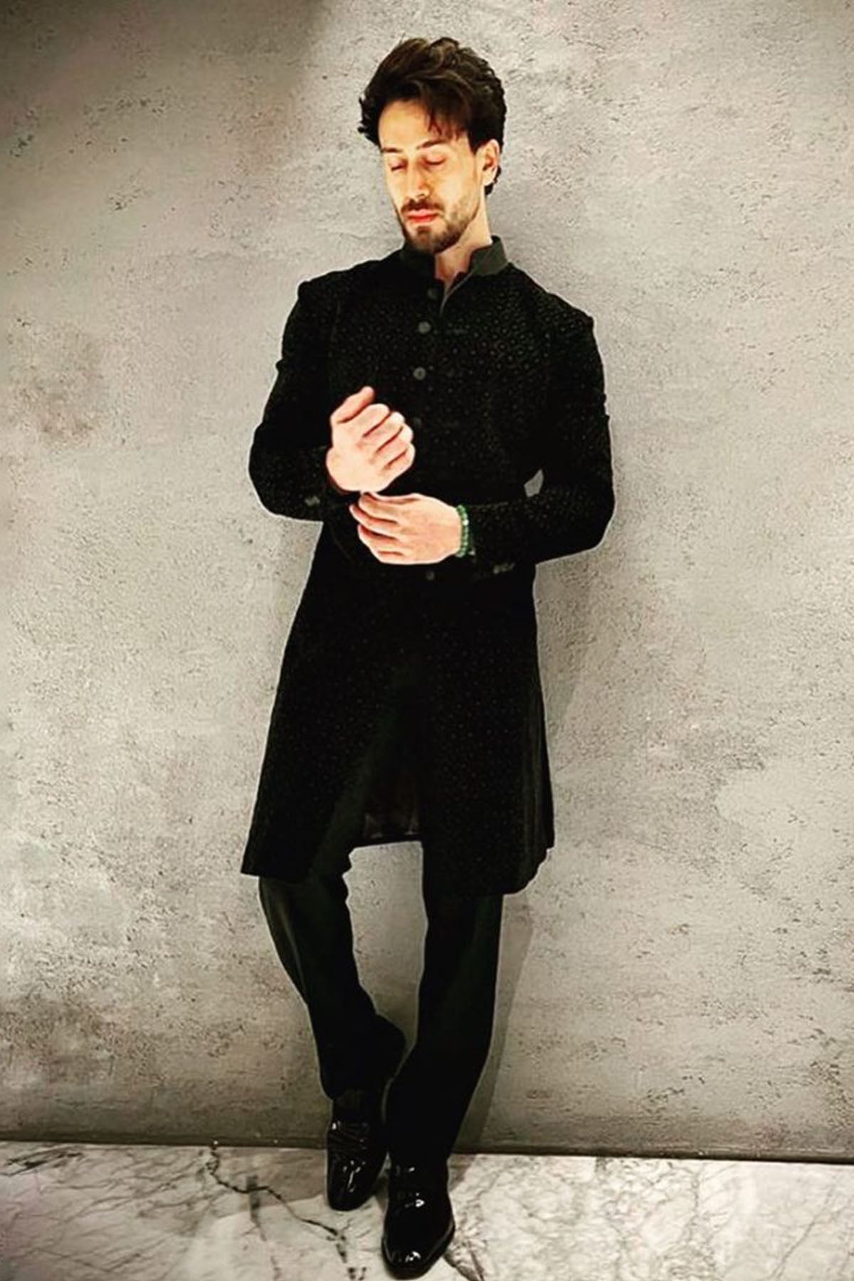 Black Velvet Sherwani With Embroidery