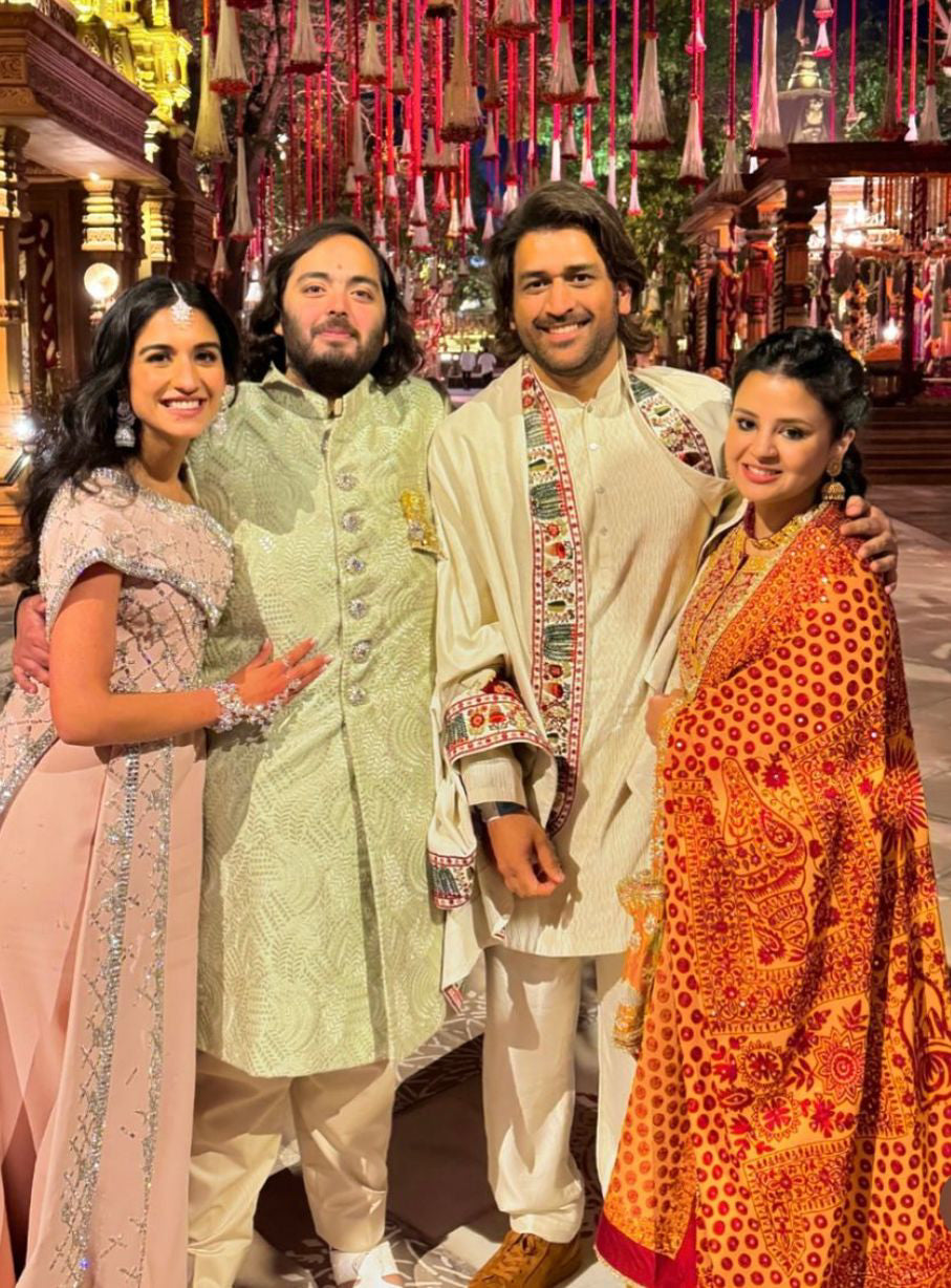 MS Dhoni in Chanderi Kurta Set with Shawl Rohit Bal Exclusive