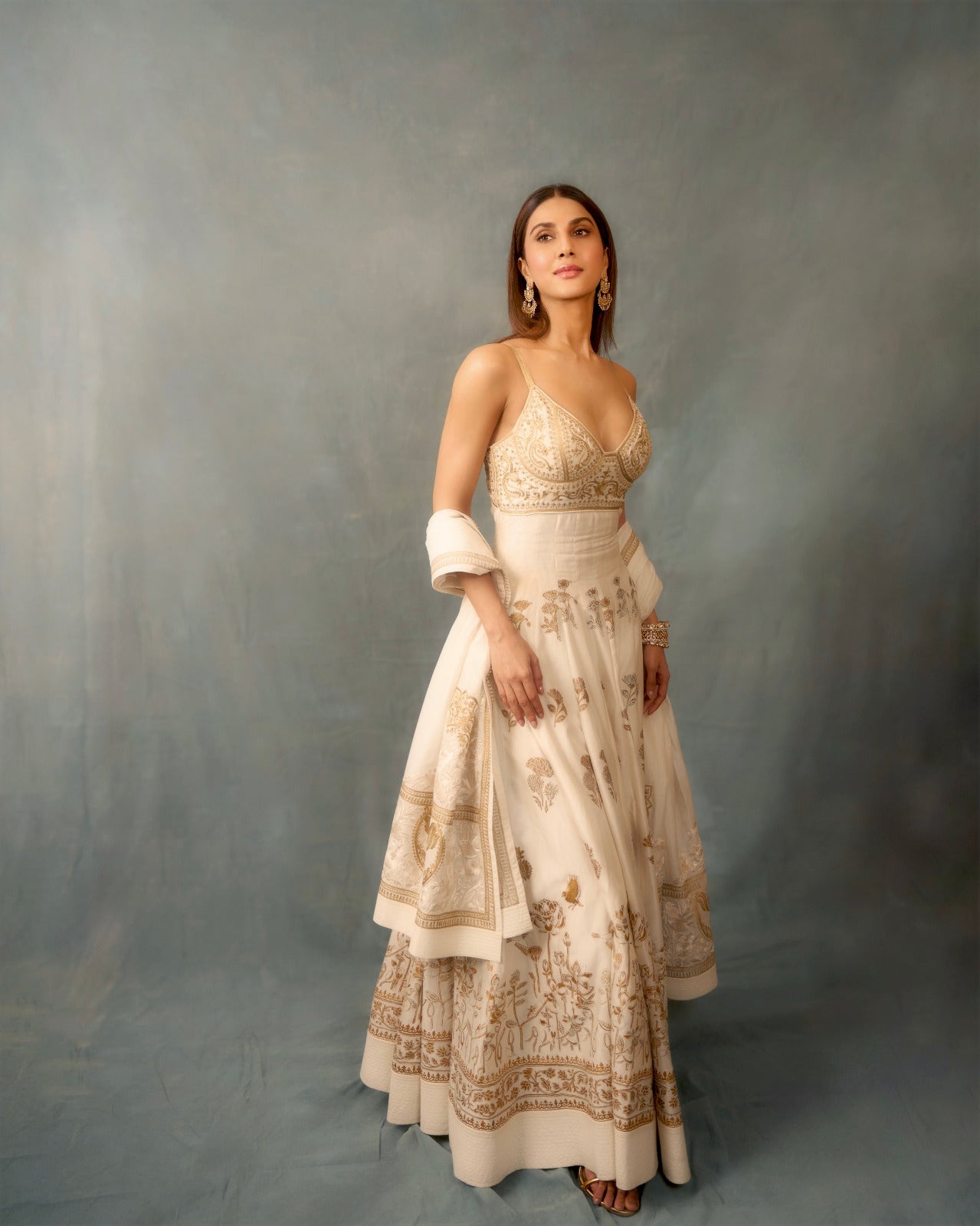 Vaani Kapoor in Ivory Chanderi Anarkali Set with Dupatta