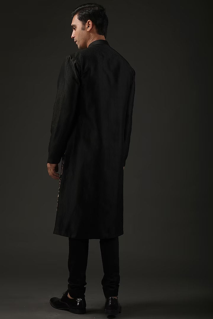 Men Black Resham Embroidered Kurta Set