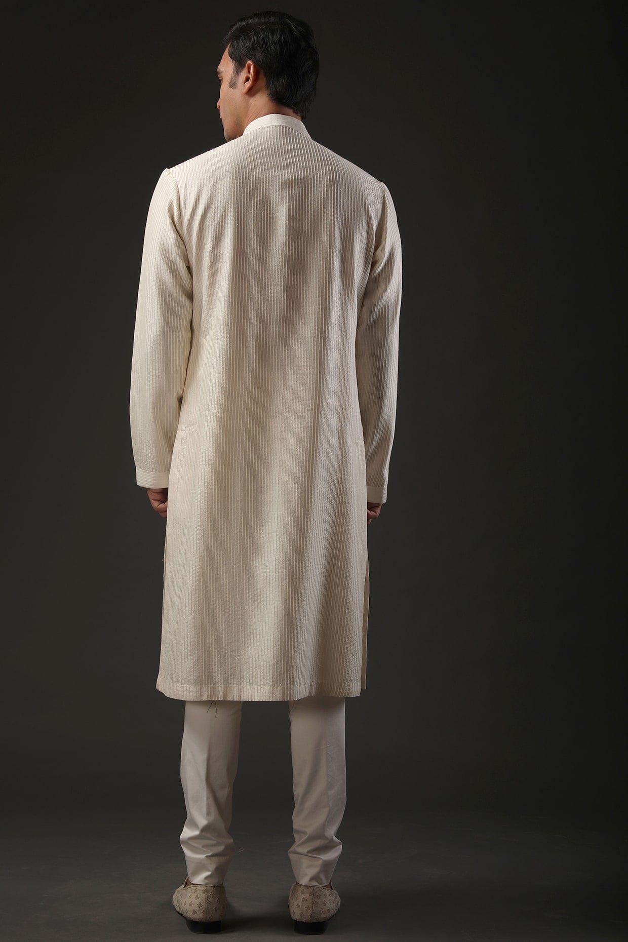 Men Ivory Chanderi Silk Resham Embroidered Kurta Set