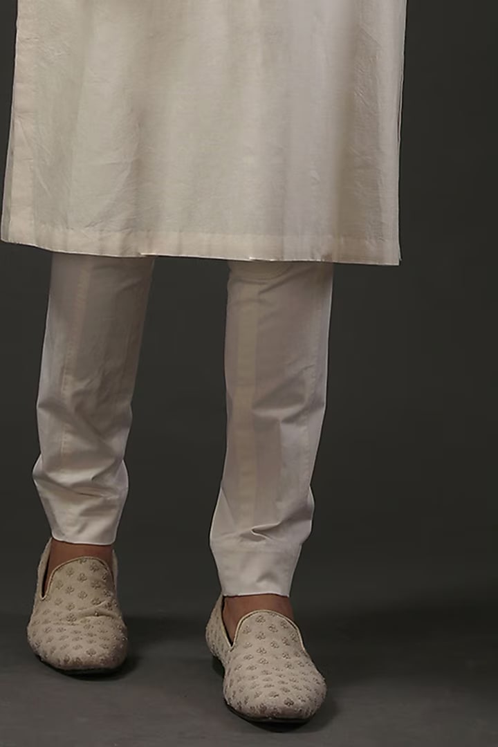 Men Ivory Chanderi Silk Zari Embroidered Kurta Set