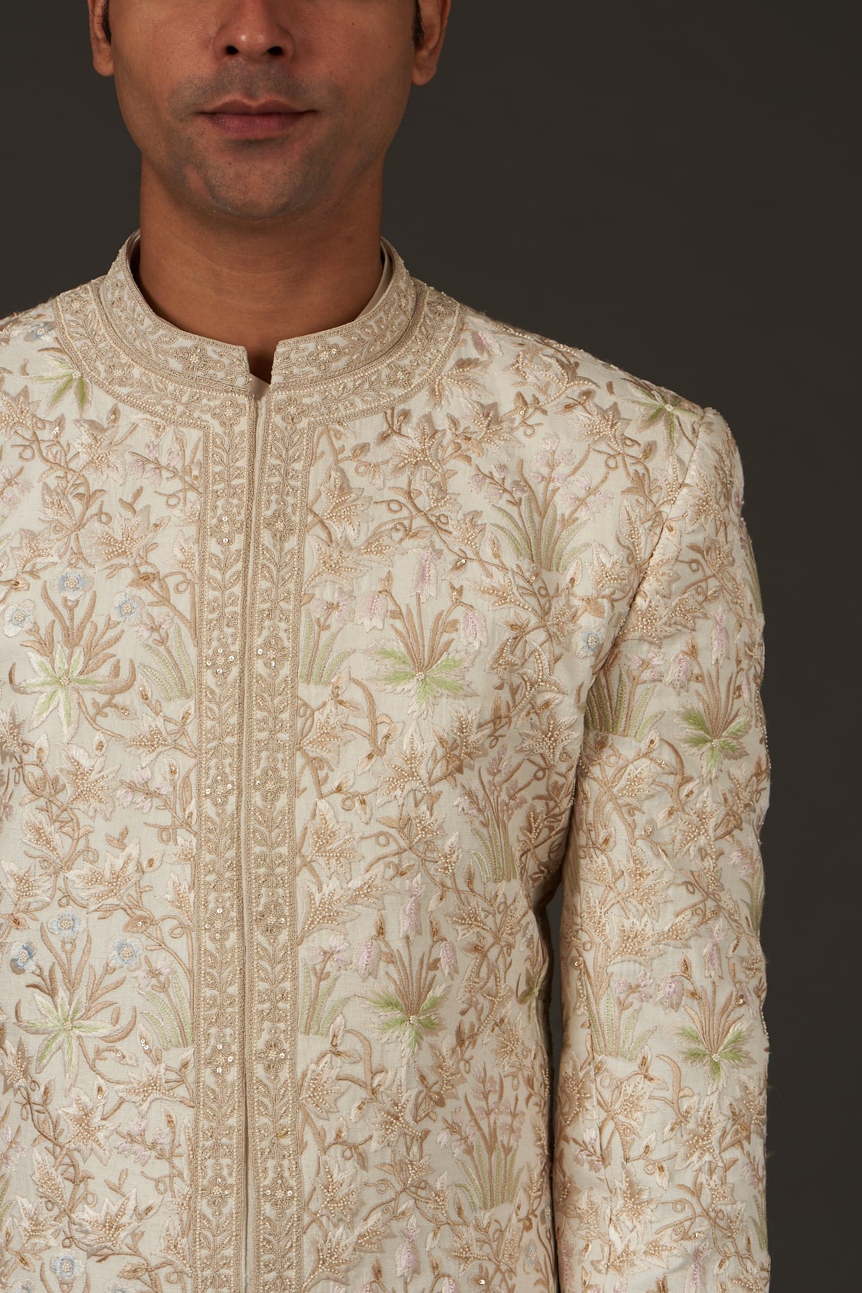 Men Ivory Resham Hand Embroidered Sherwani