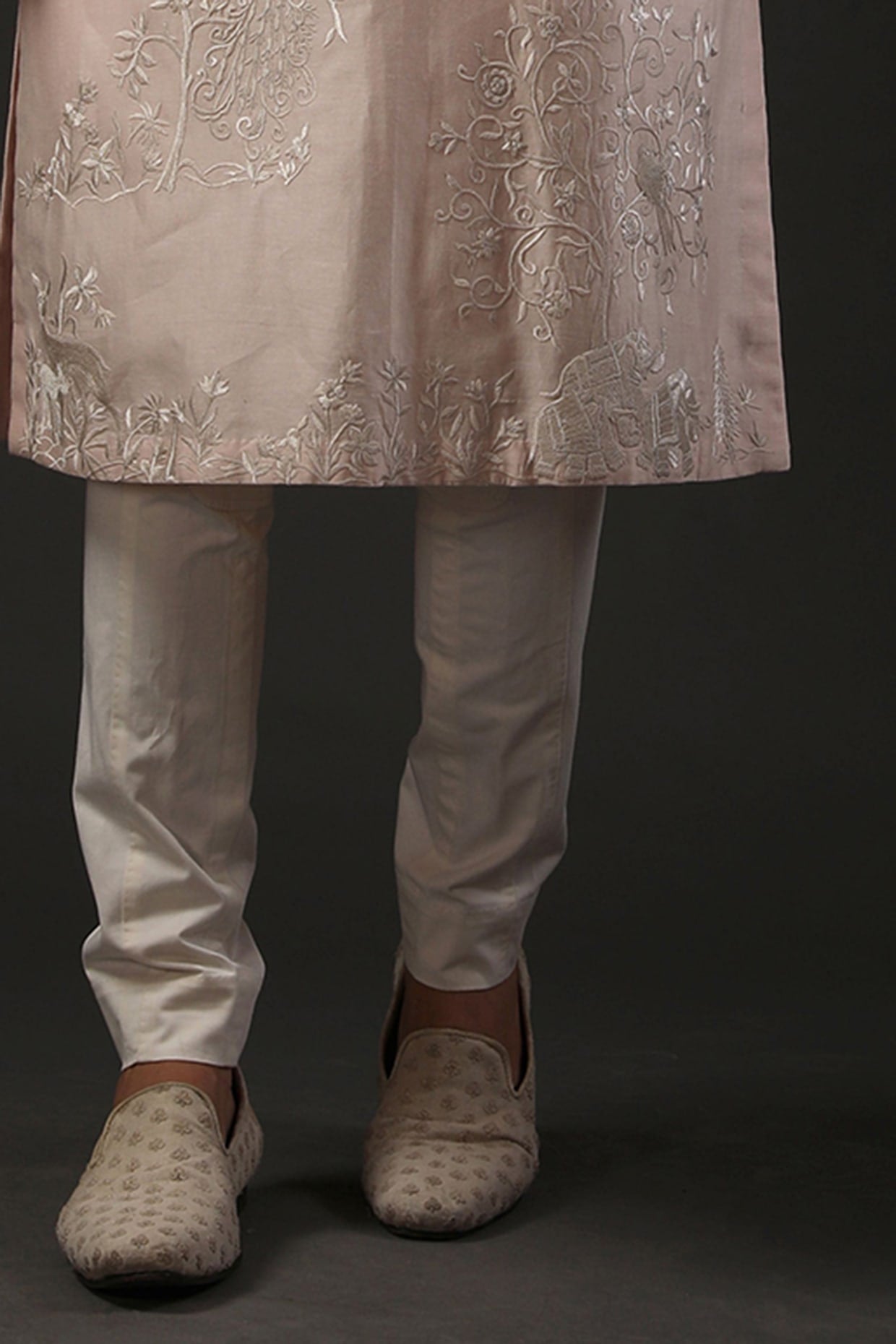Men Powder Pink Resham Embroidered Kurta Set