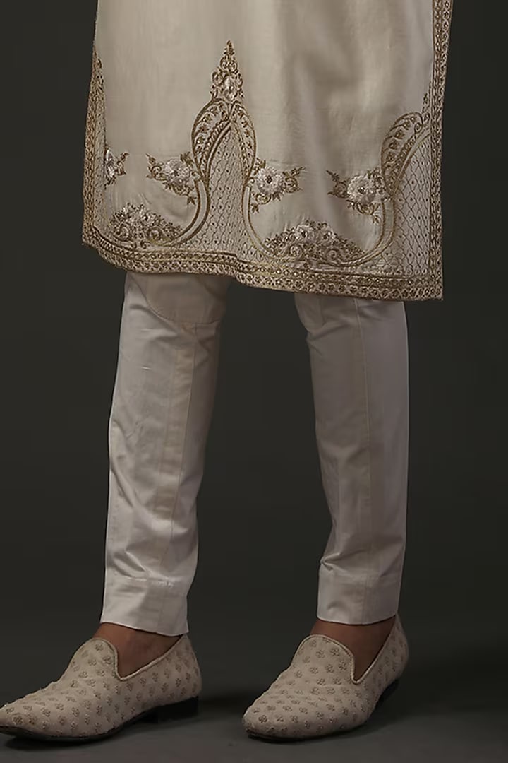 Men Ivory Chanderi Silk Zari Embroidered Kurta Set