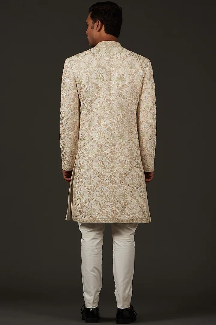 Men Ivory Resham Hand Embroidered Sherwani