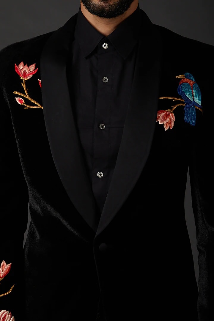 Men Black Silk Velvet Embroidered Tuxedo