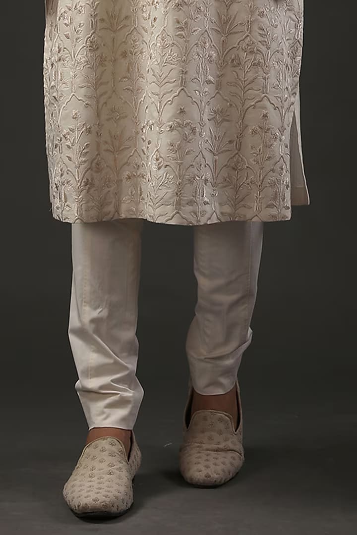 Men Ivory Chanderi Silk Resham Embroidered Kurta Set