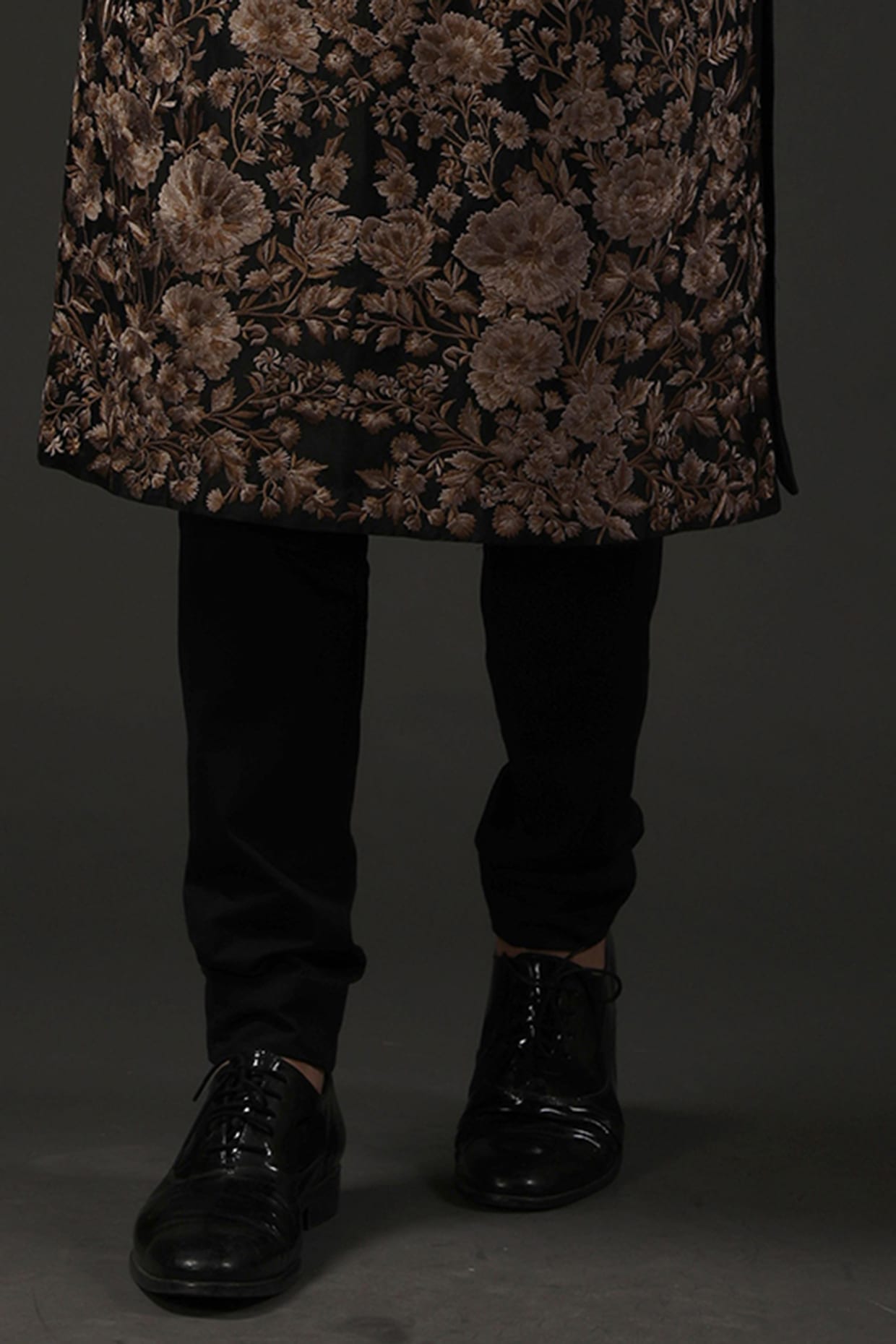 Men Black Resham Embroidered Kurta Set