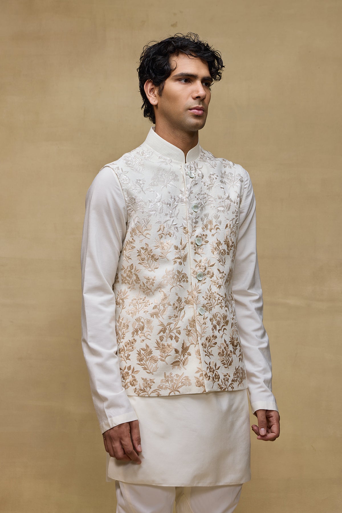 Ivory Prestige Mens Bundi