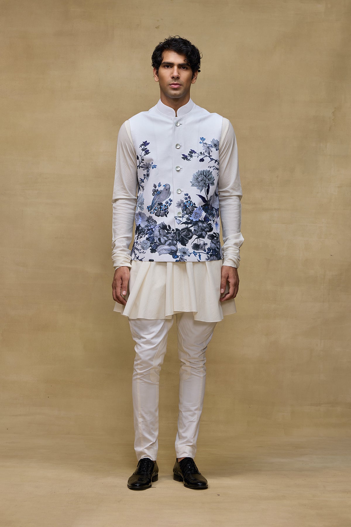 Ivory Royale Mens Bundi