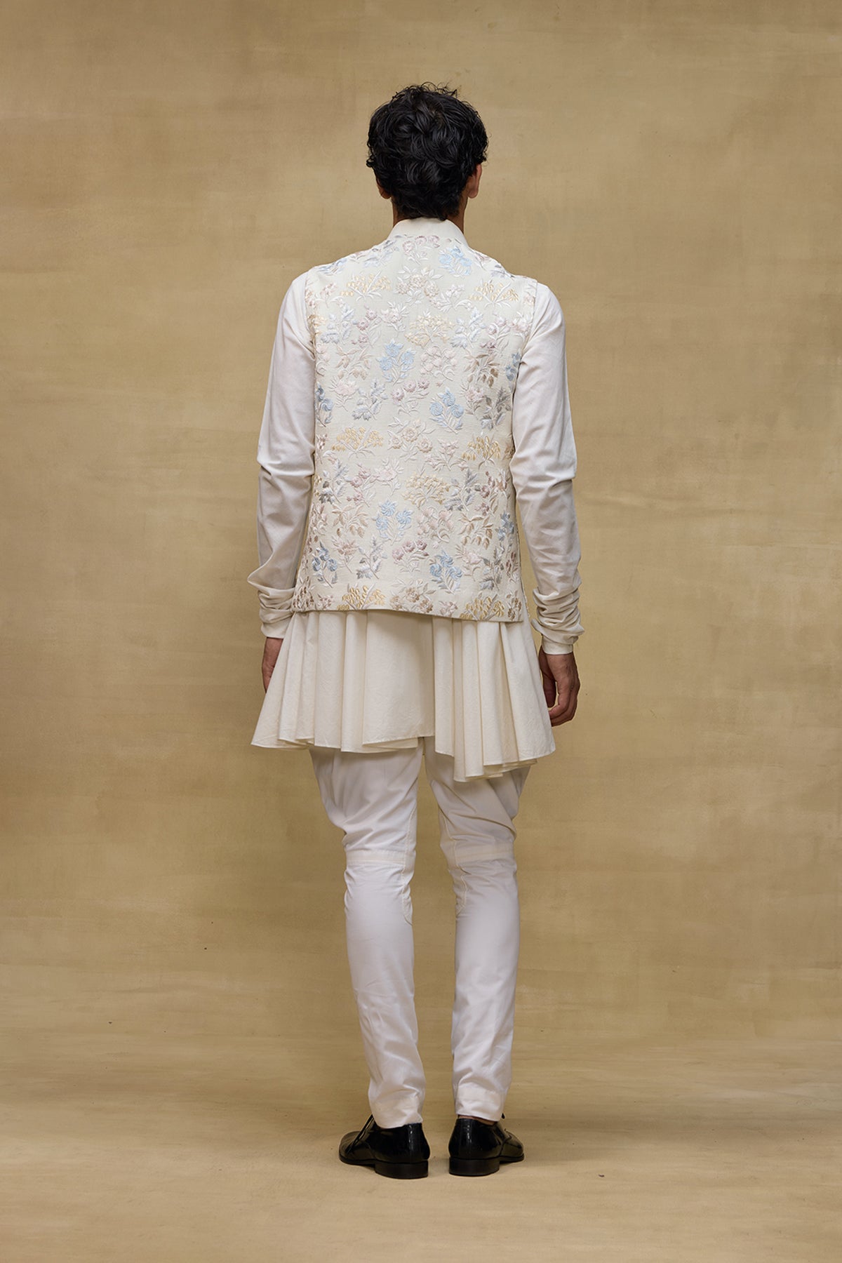 Ivory Signature Mens Bundi