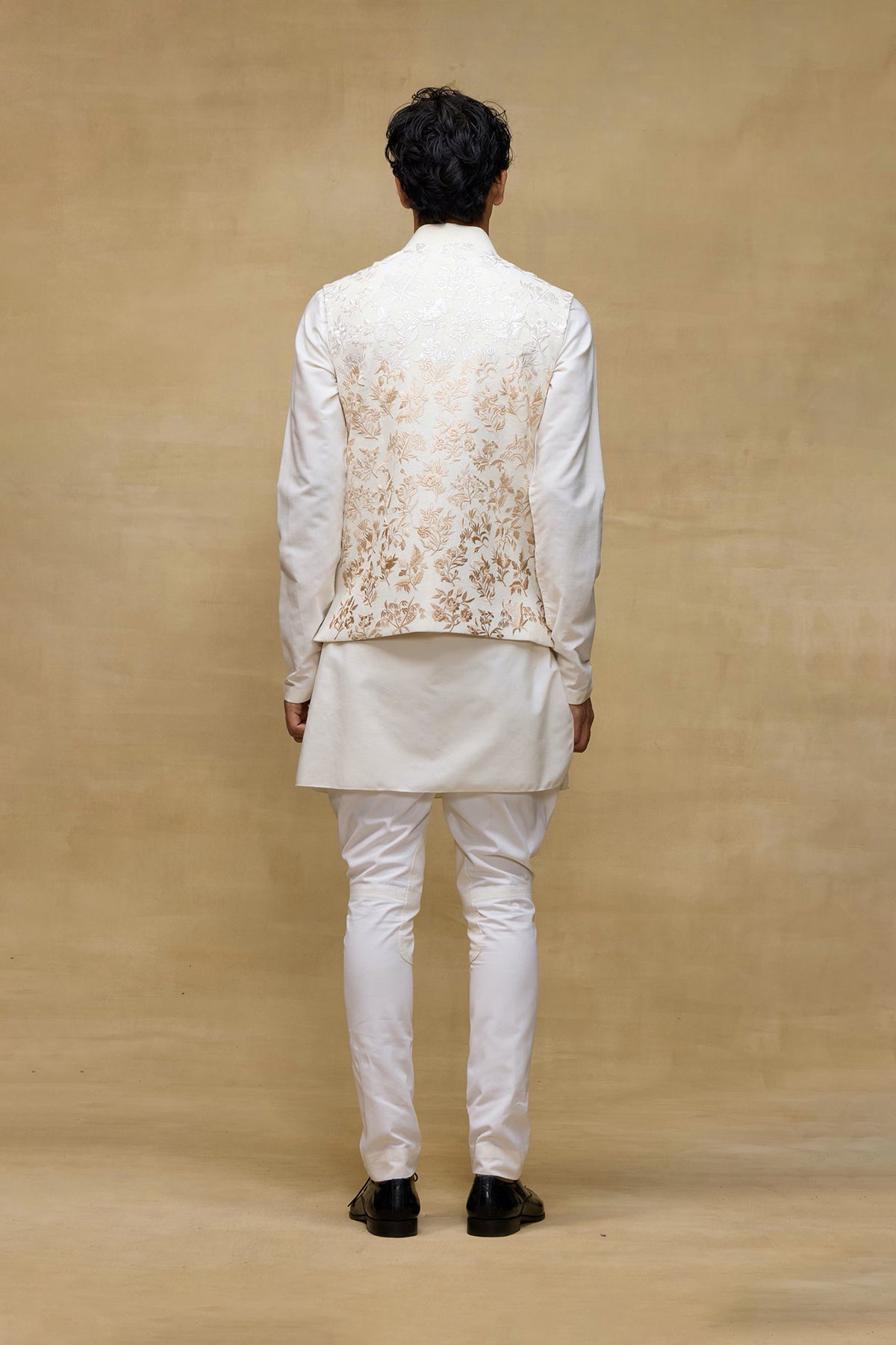 Mens Bundi