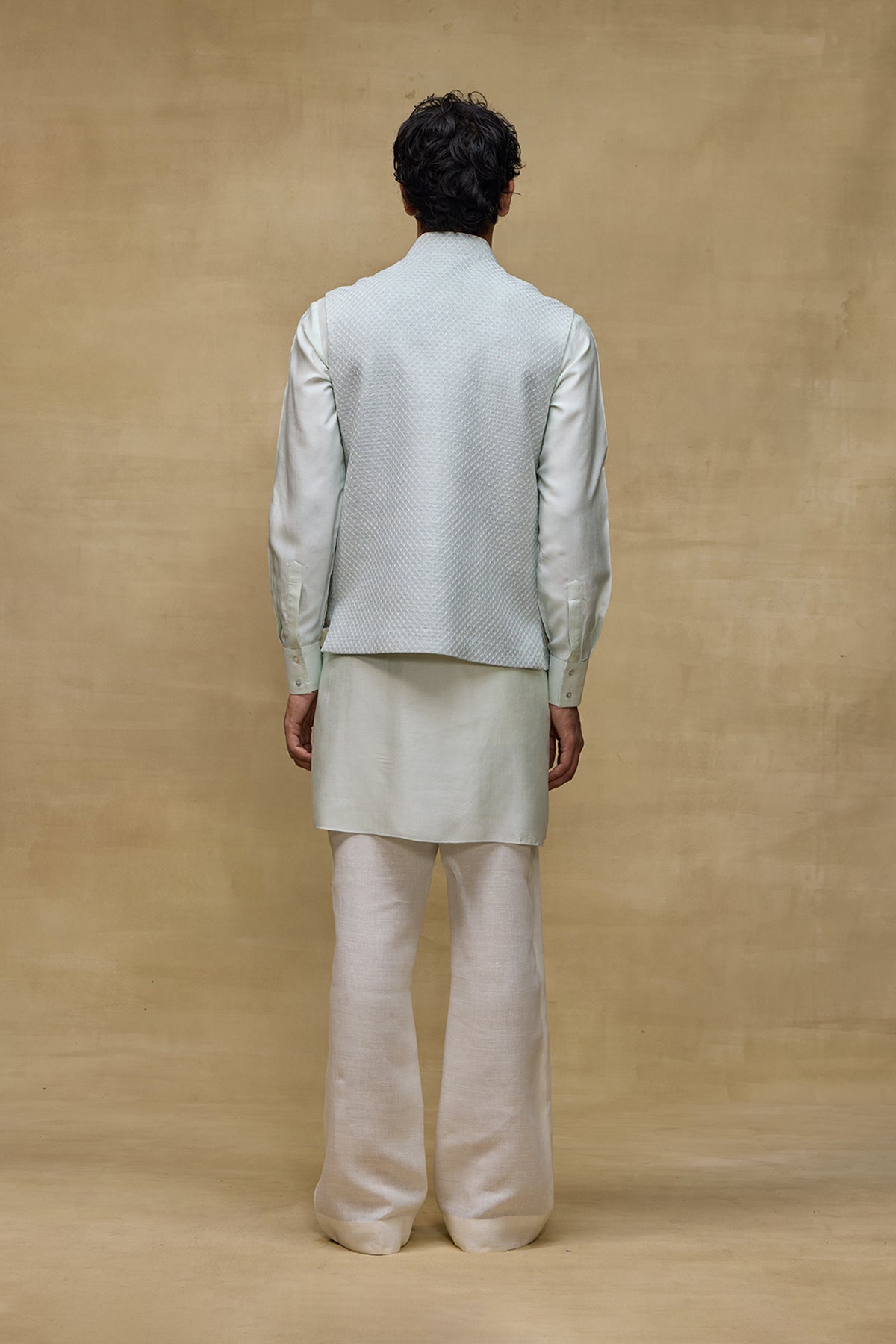 Aqua Heritage Mens Bundi