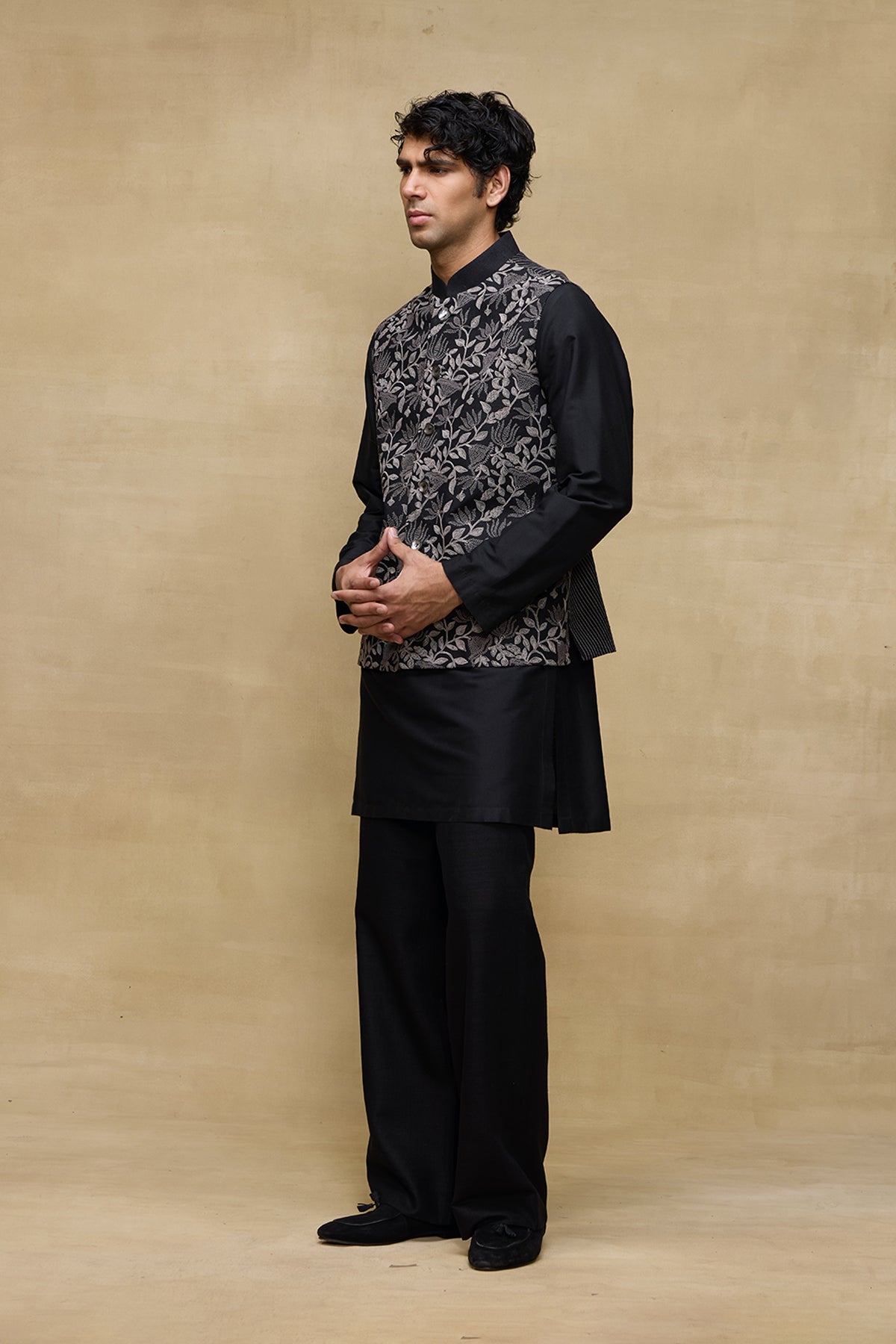 Black Elite Mens Bundi