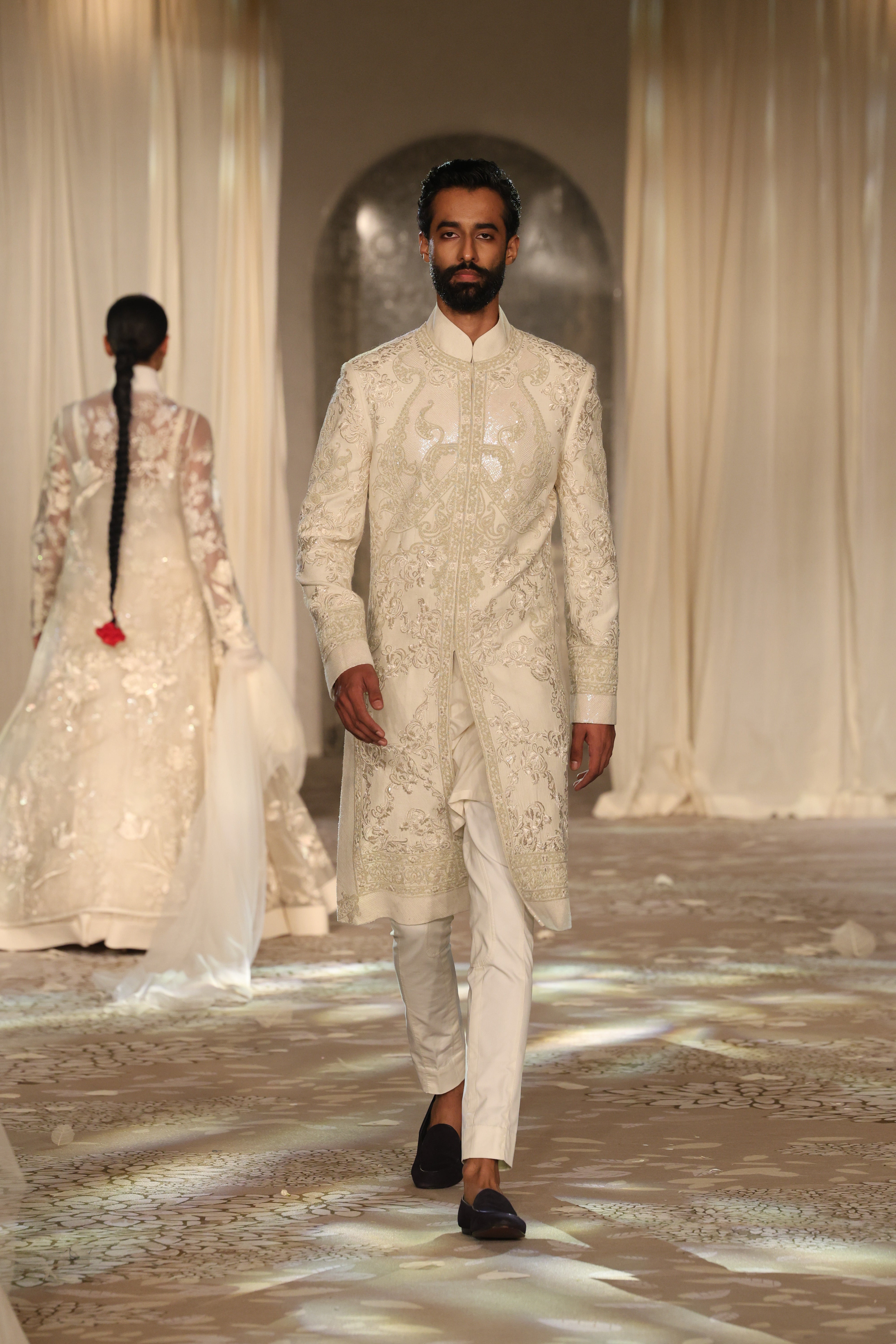 Matka Sherwani With Embroidery