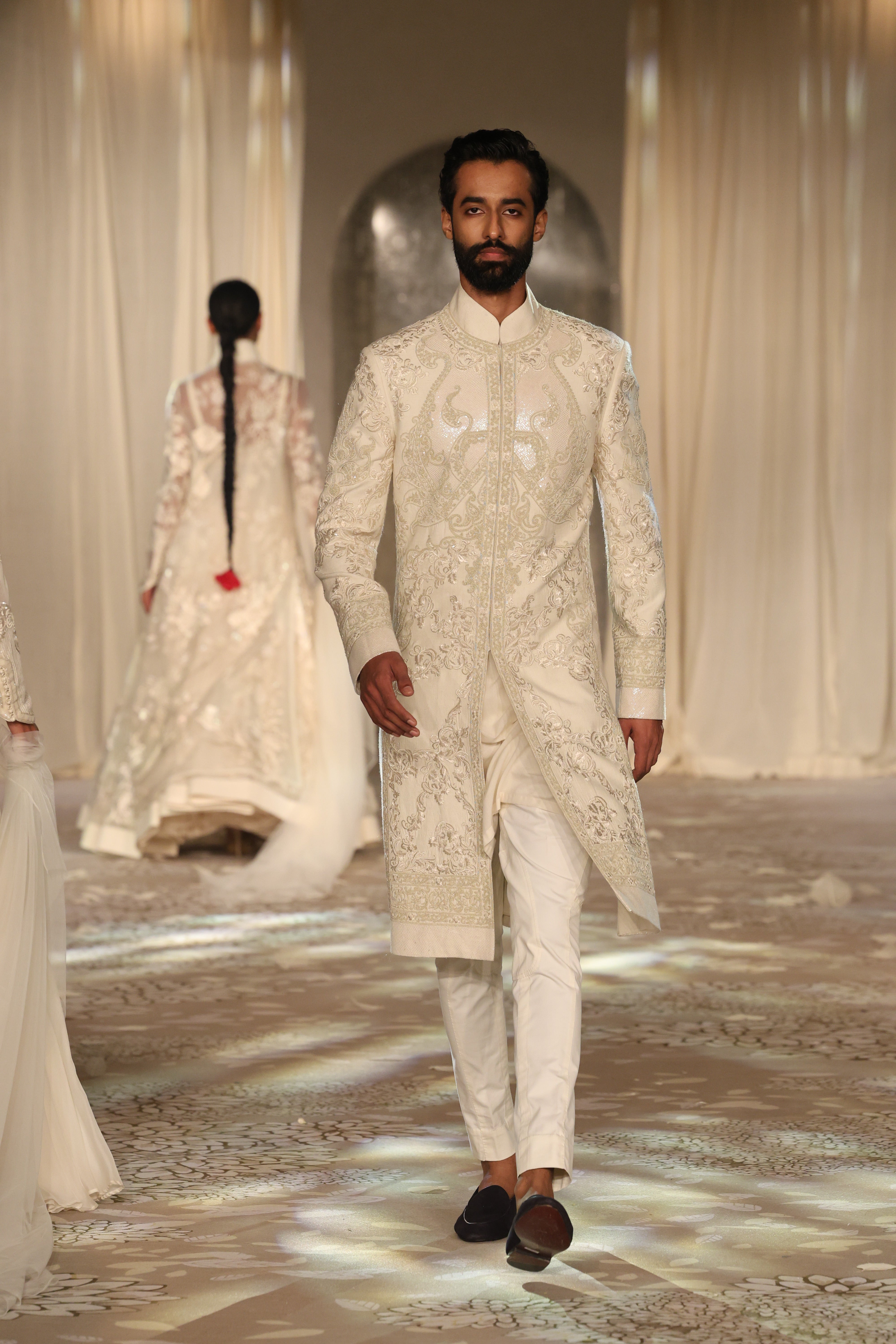Matka Sherwani With Embroidery