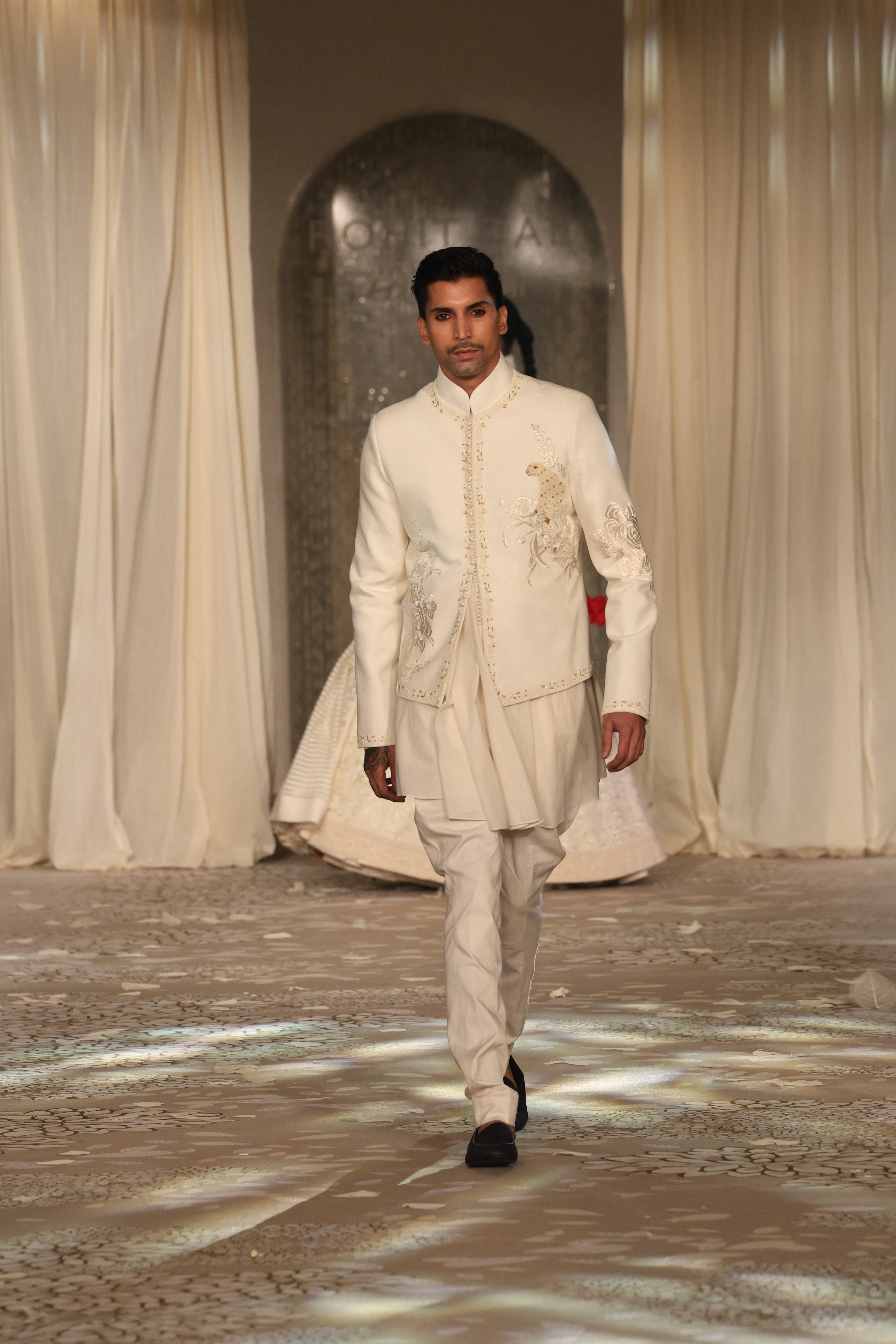Matka Silk Bandhgala With Floral Motif