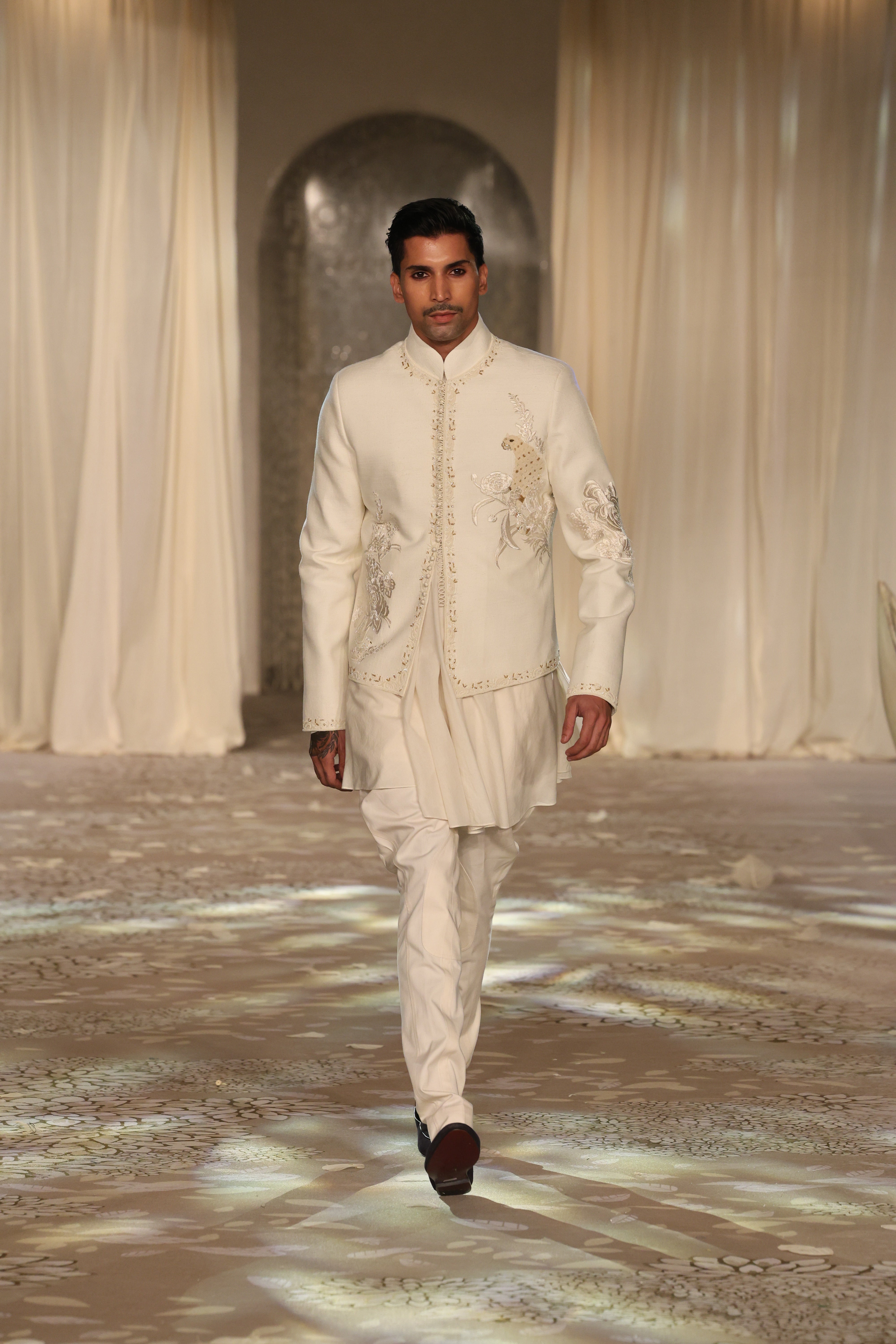 Matka Silk Bandhgala With Floral Motif