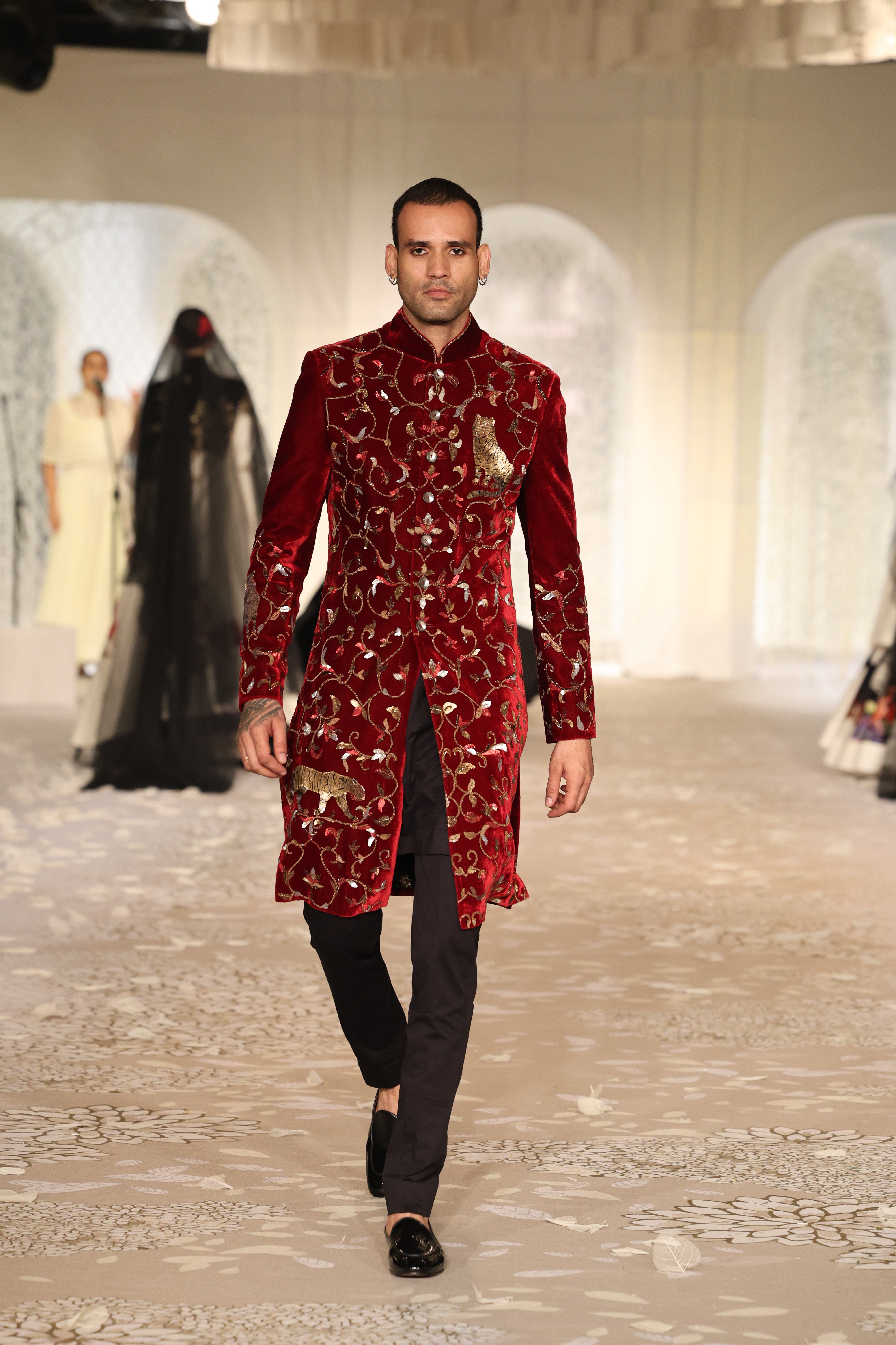 Velvet Sherwani With Embroidery