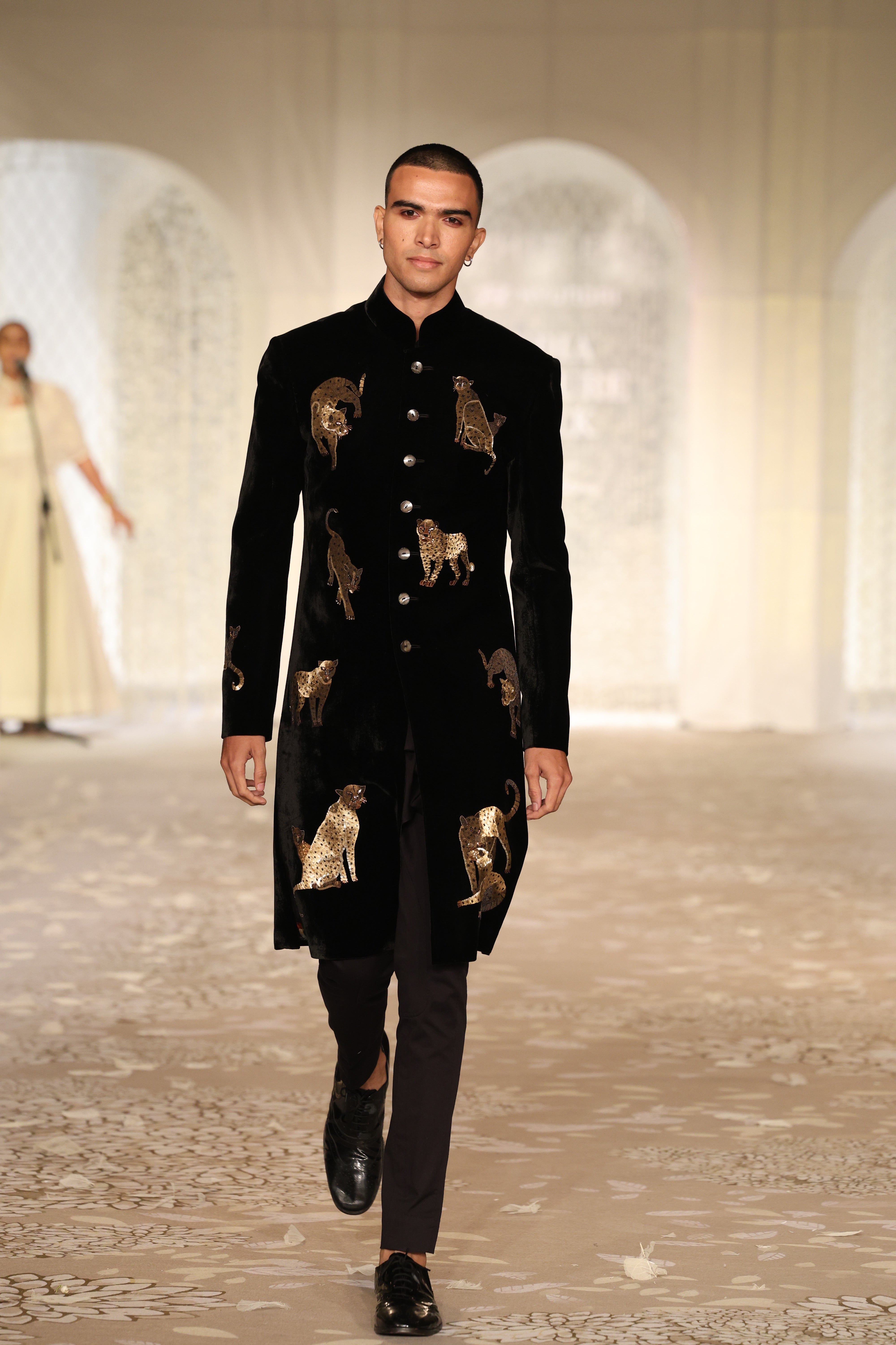 Velvet Sherwani With Embroidery