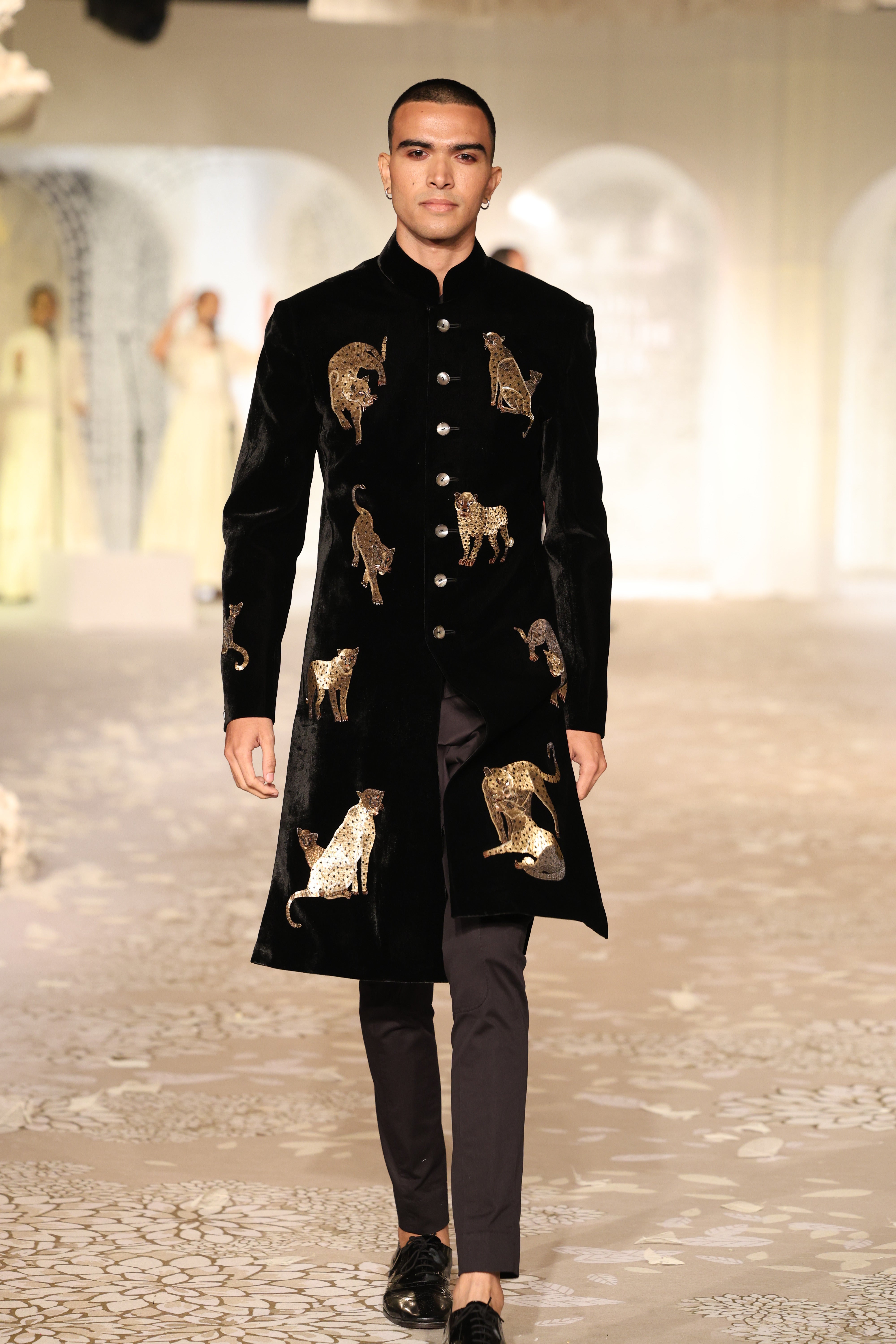 Velvet Sherwani With Embroidery