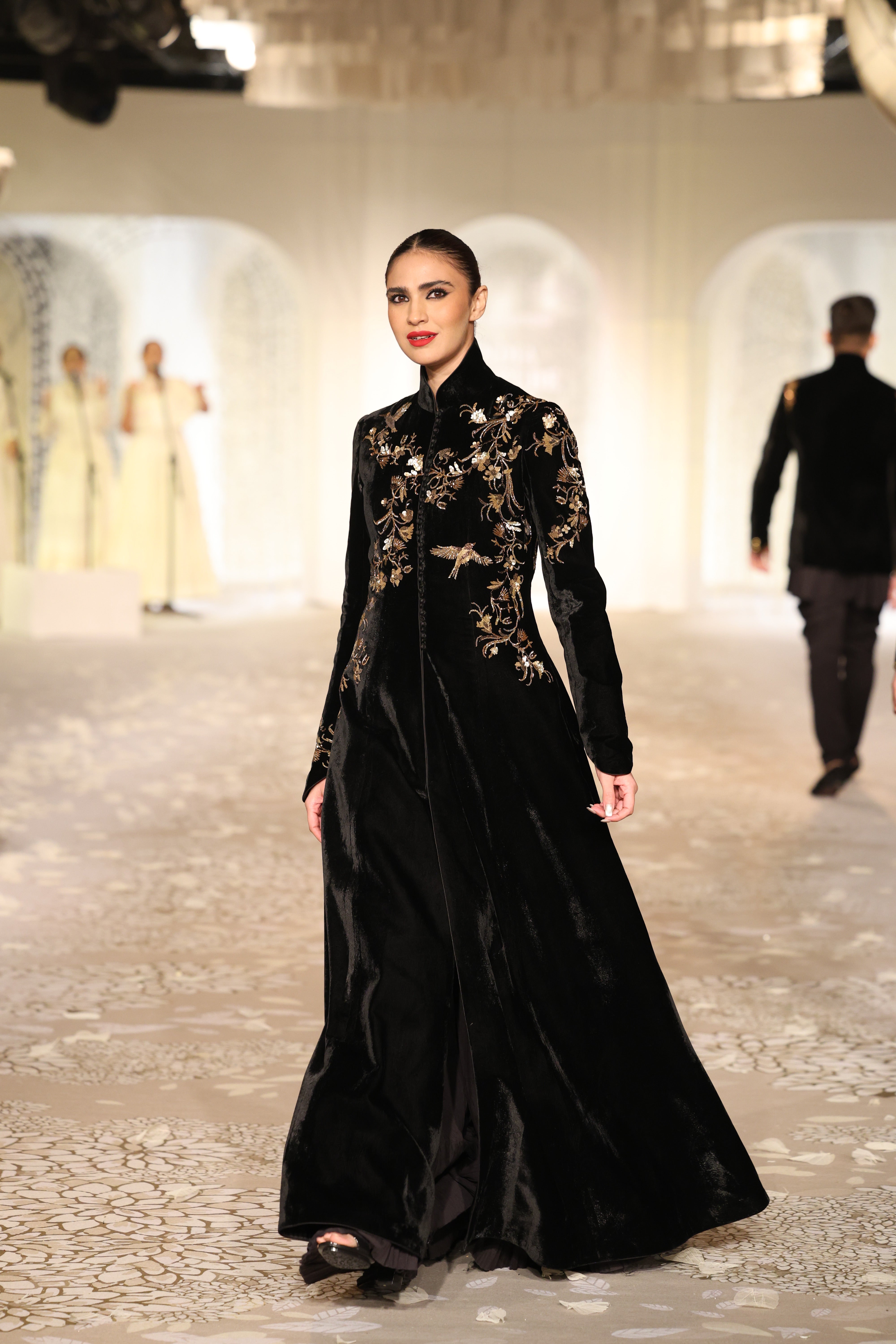 Velvet Embroidered Long Jacket