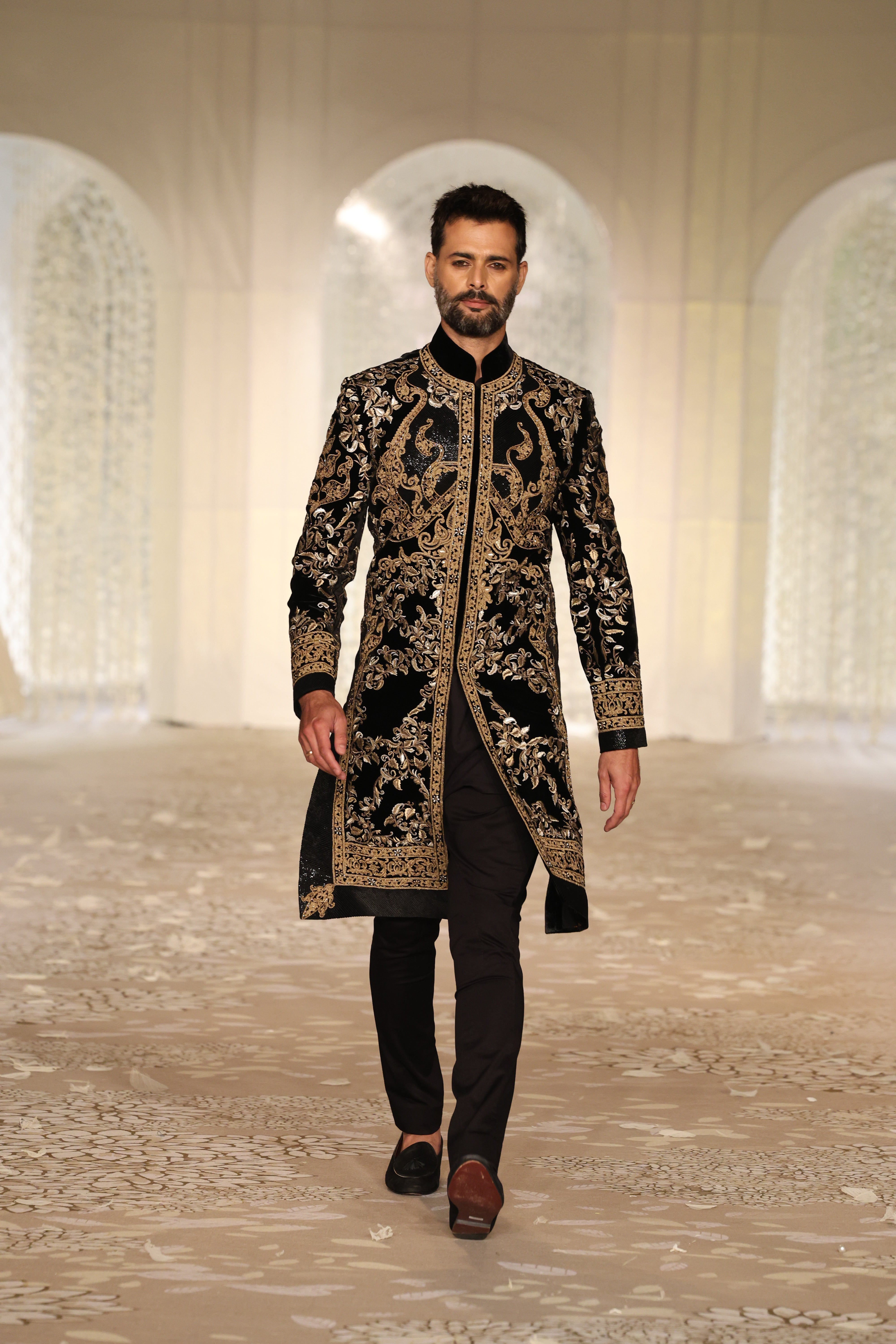 Velvet Sherwani With Embroidery