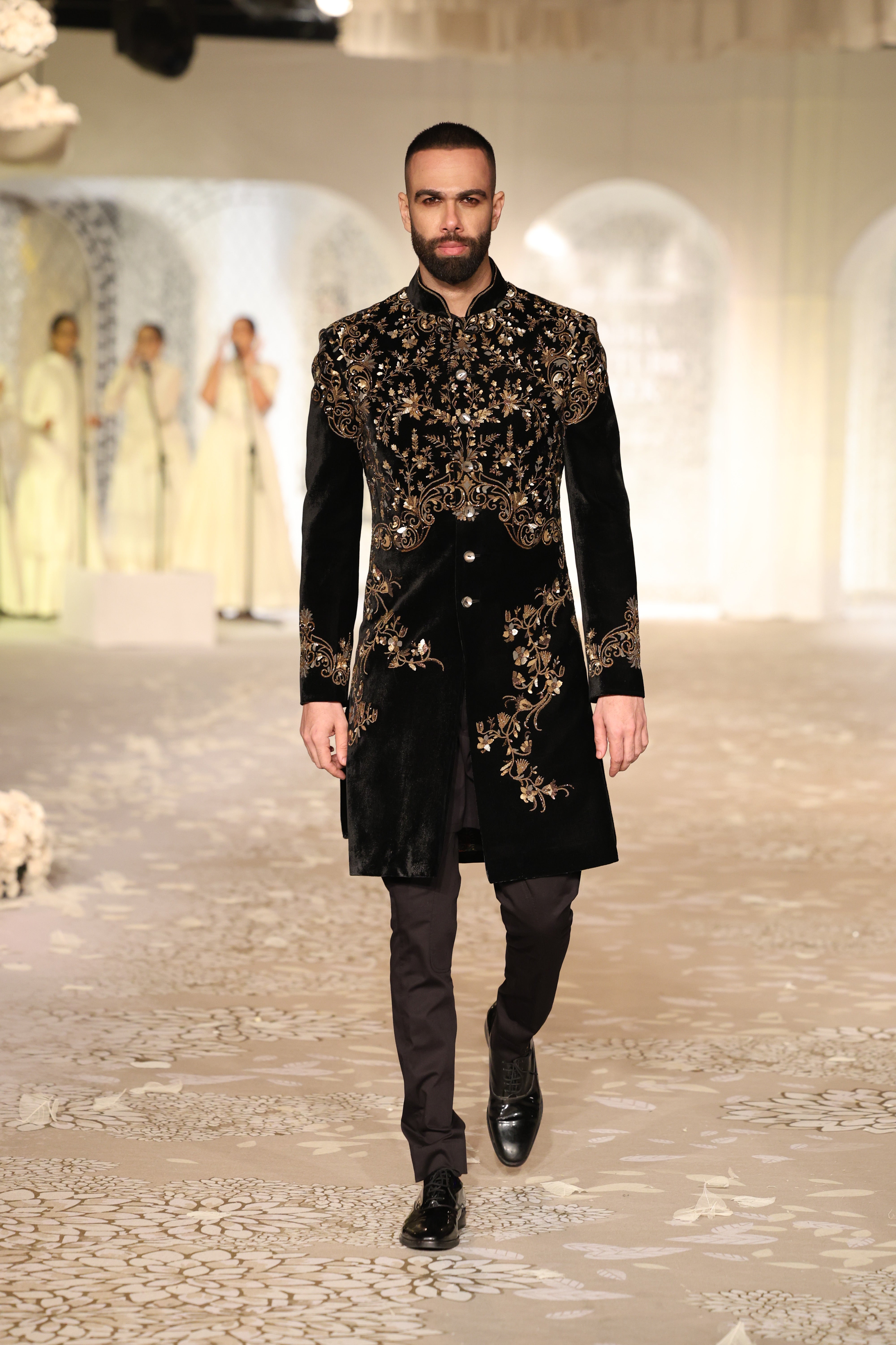 Velvet Sherwani With Embroidery
