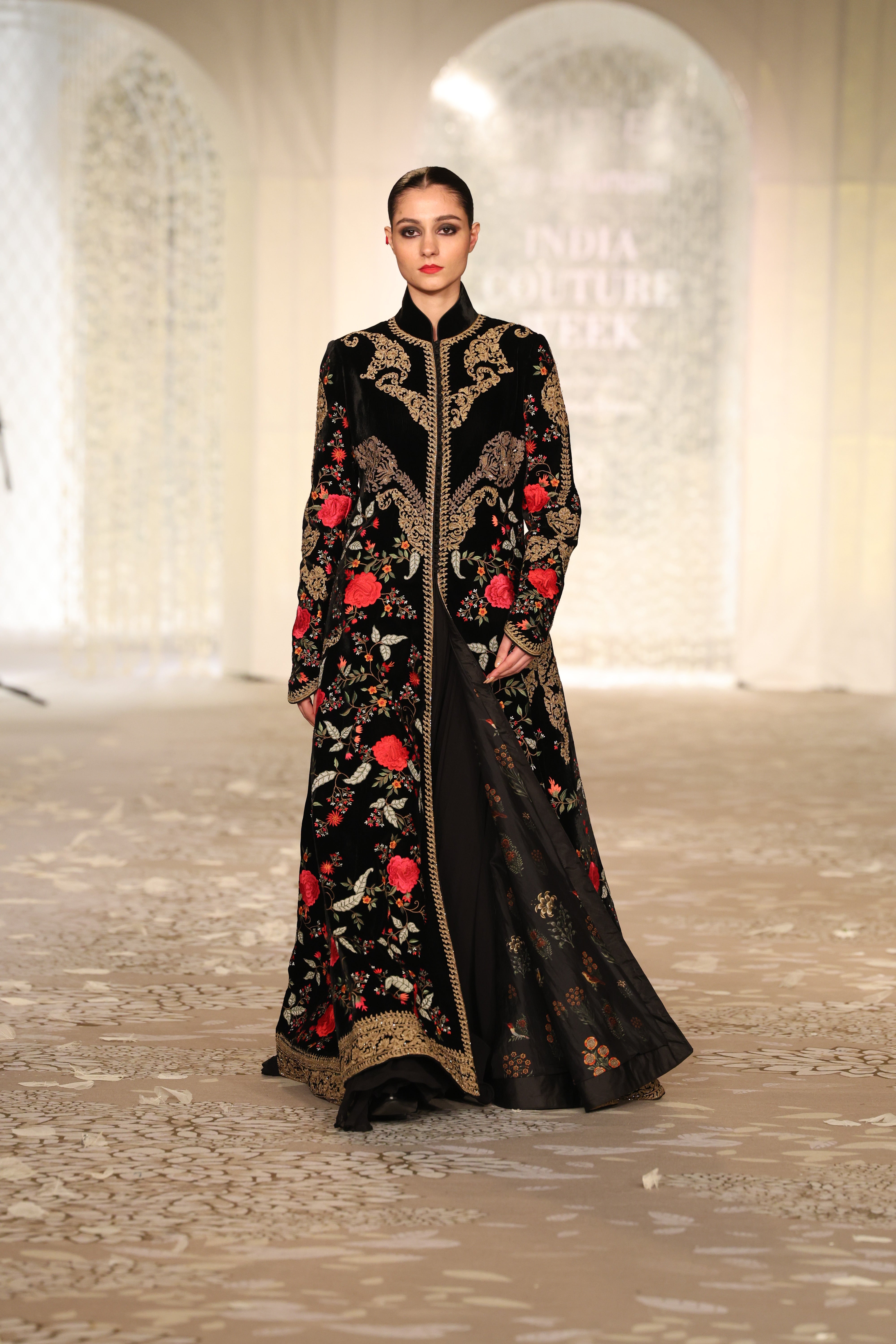 Velvet Embroidered Long Jacket