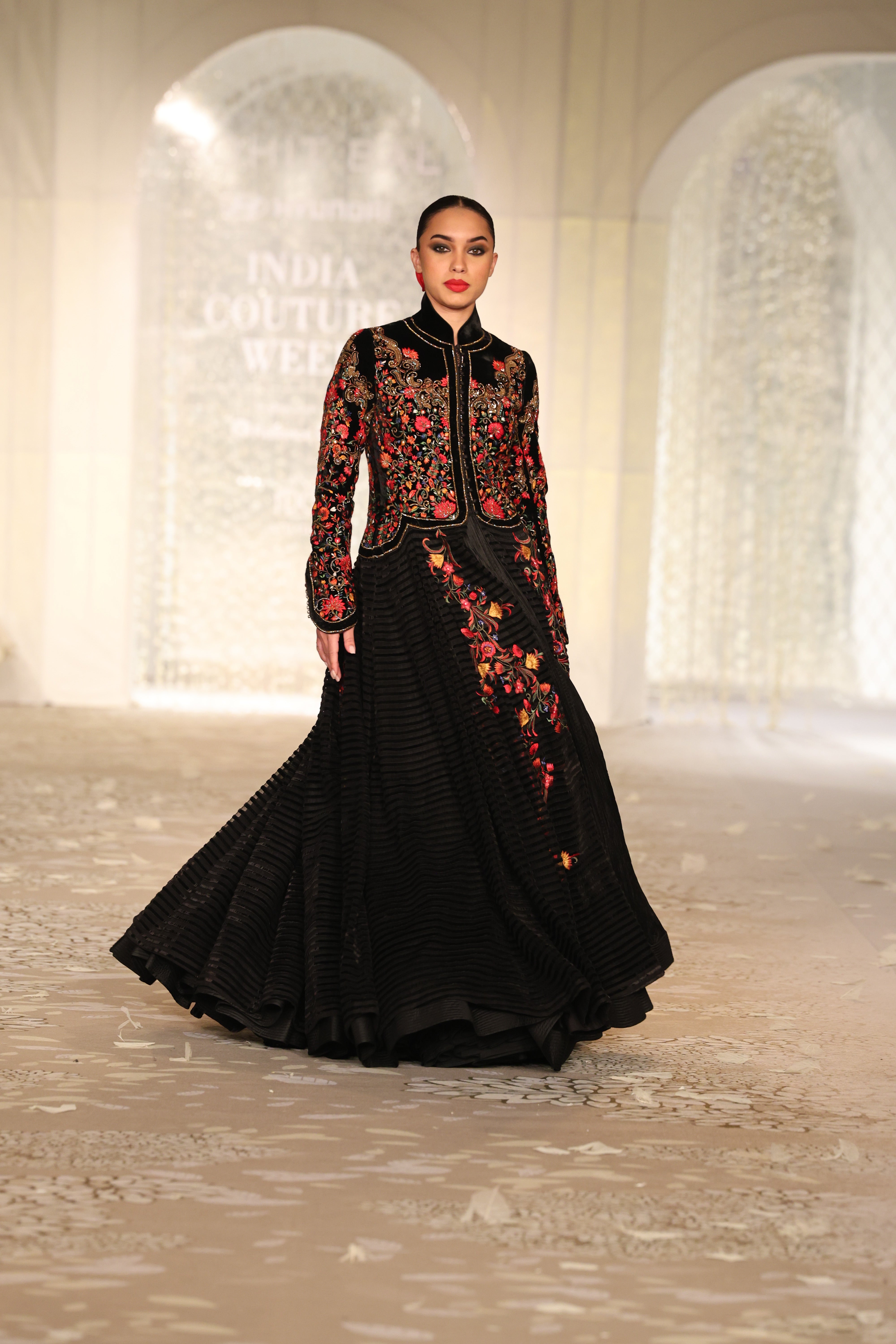 Velvet Embroidered Long Jacket