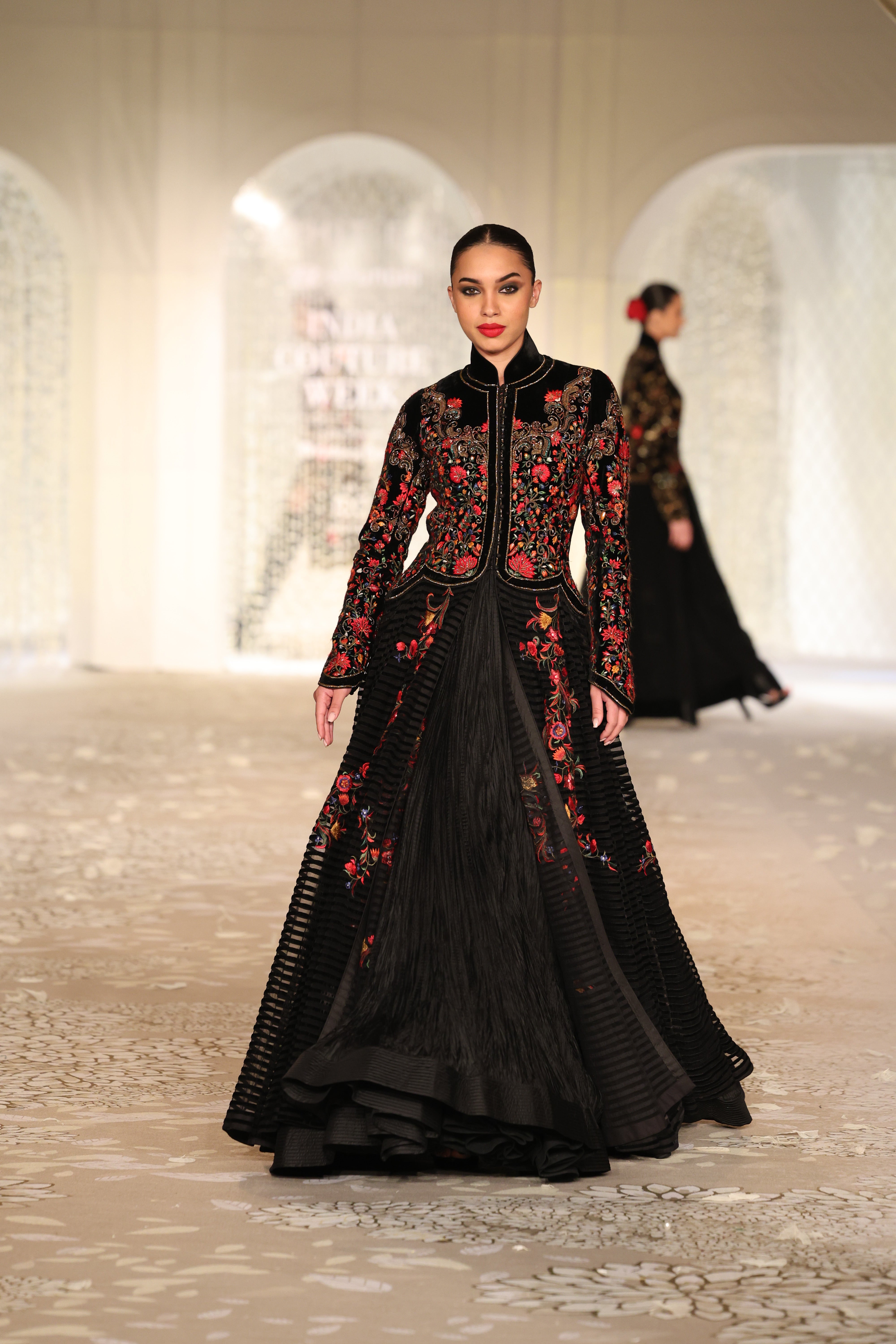 Velvet Embroidered Long Jacket