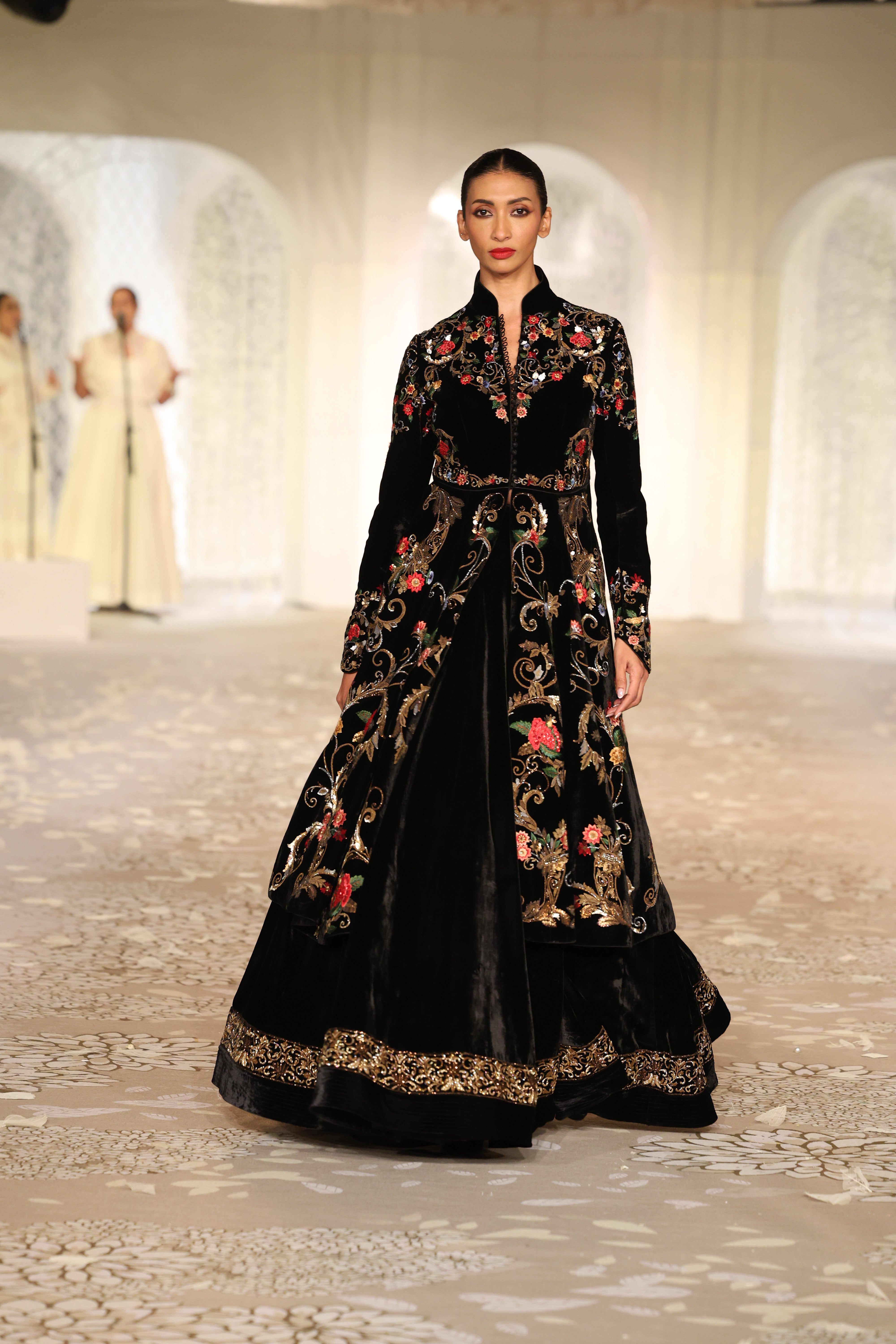 Velvet Embroidered Long Jacket