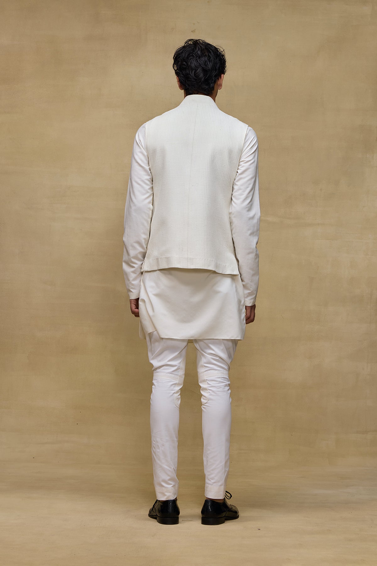 Ivory Noble Mens Bundi