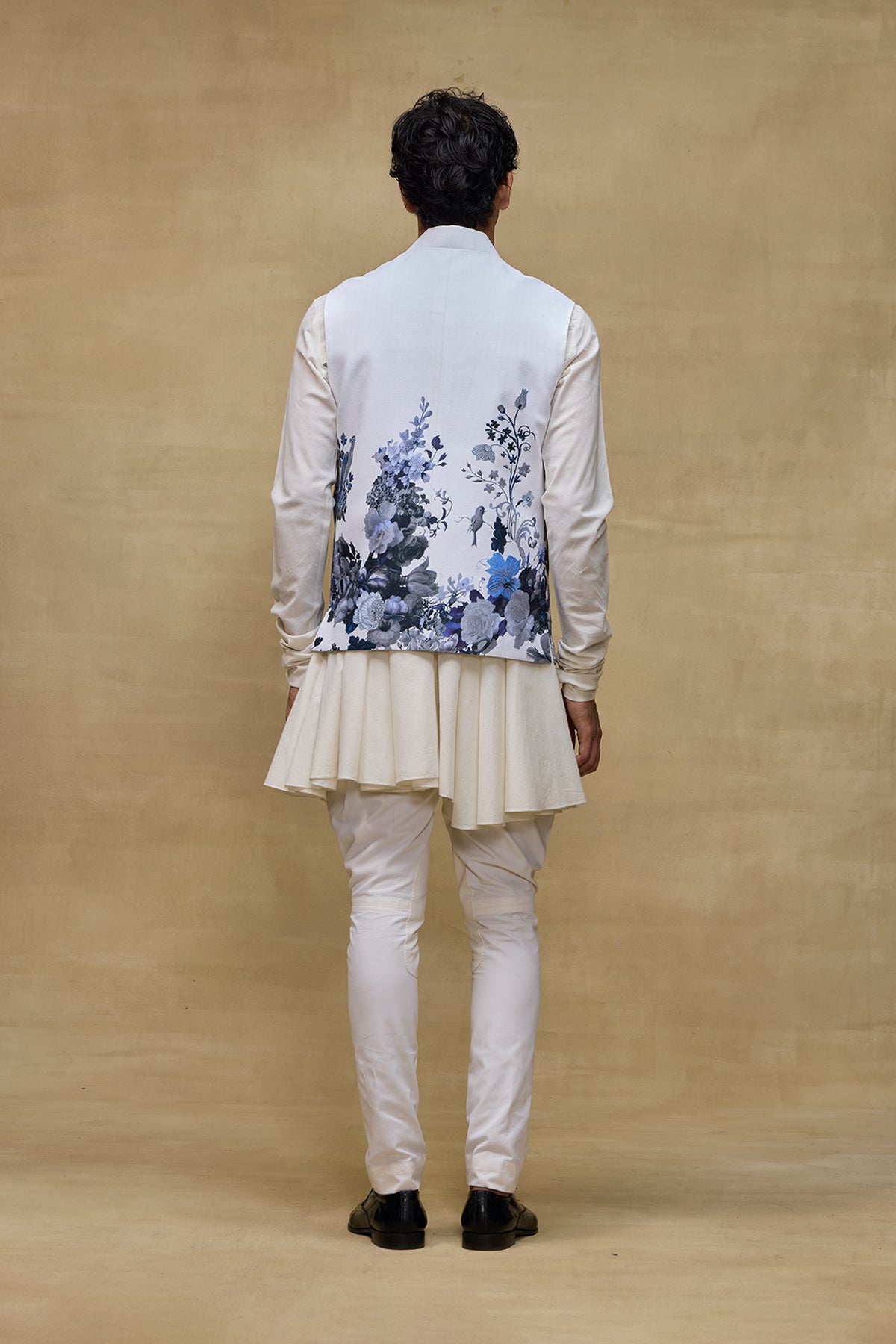 Ivory Royale Mens Bundi