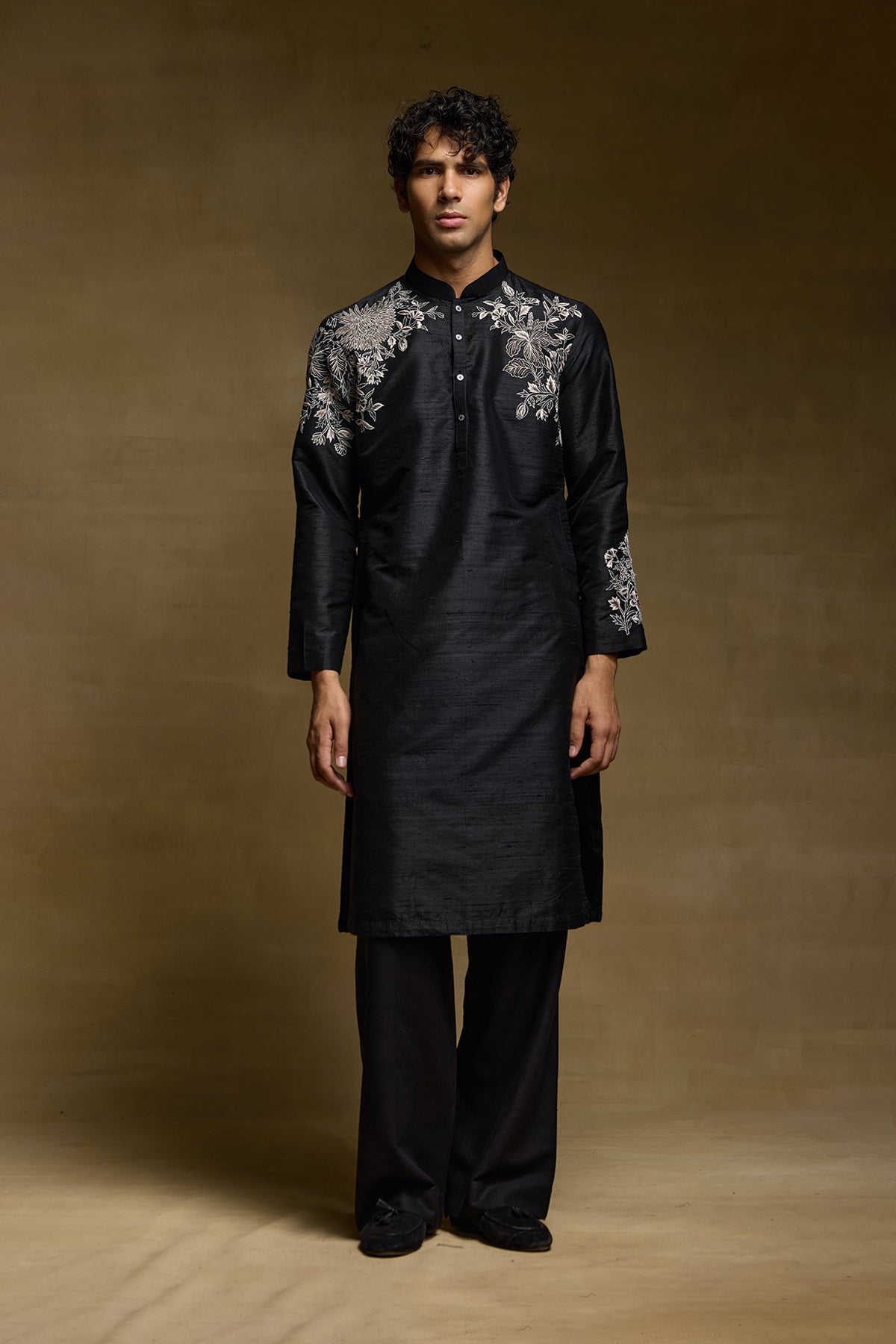 Black Royal Crest Mens Sherwani