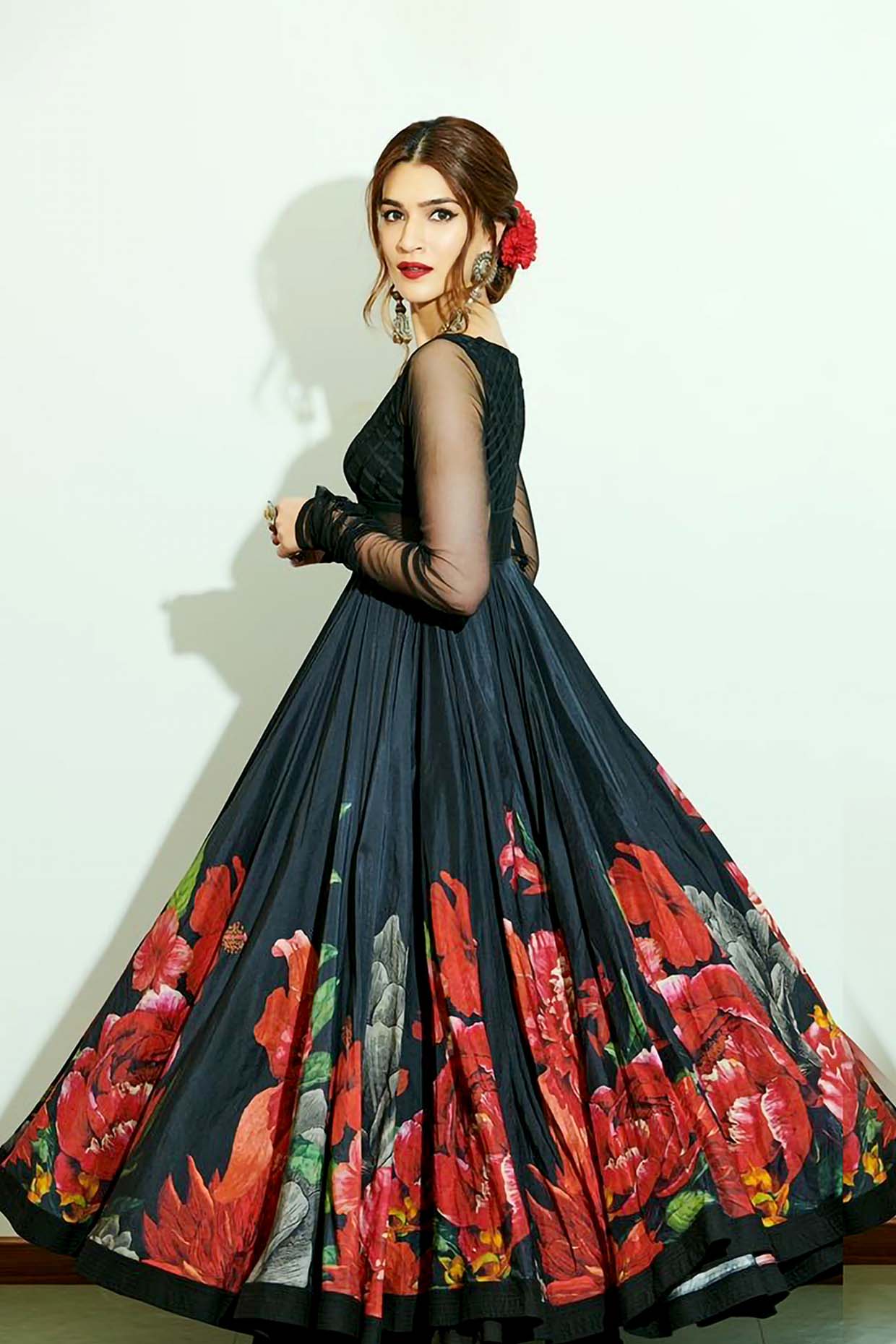 BLACK WOMEN'S LEHENGA SET