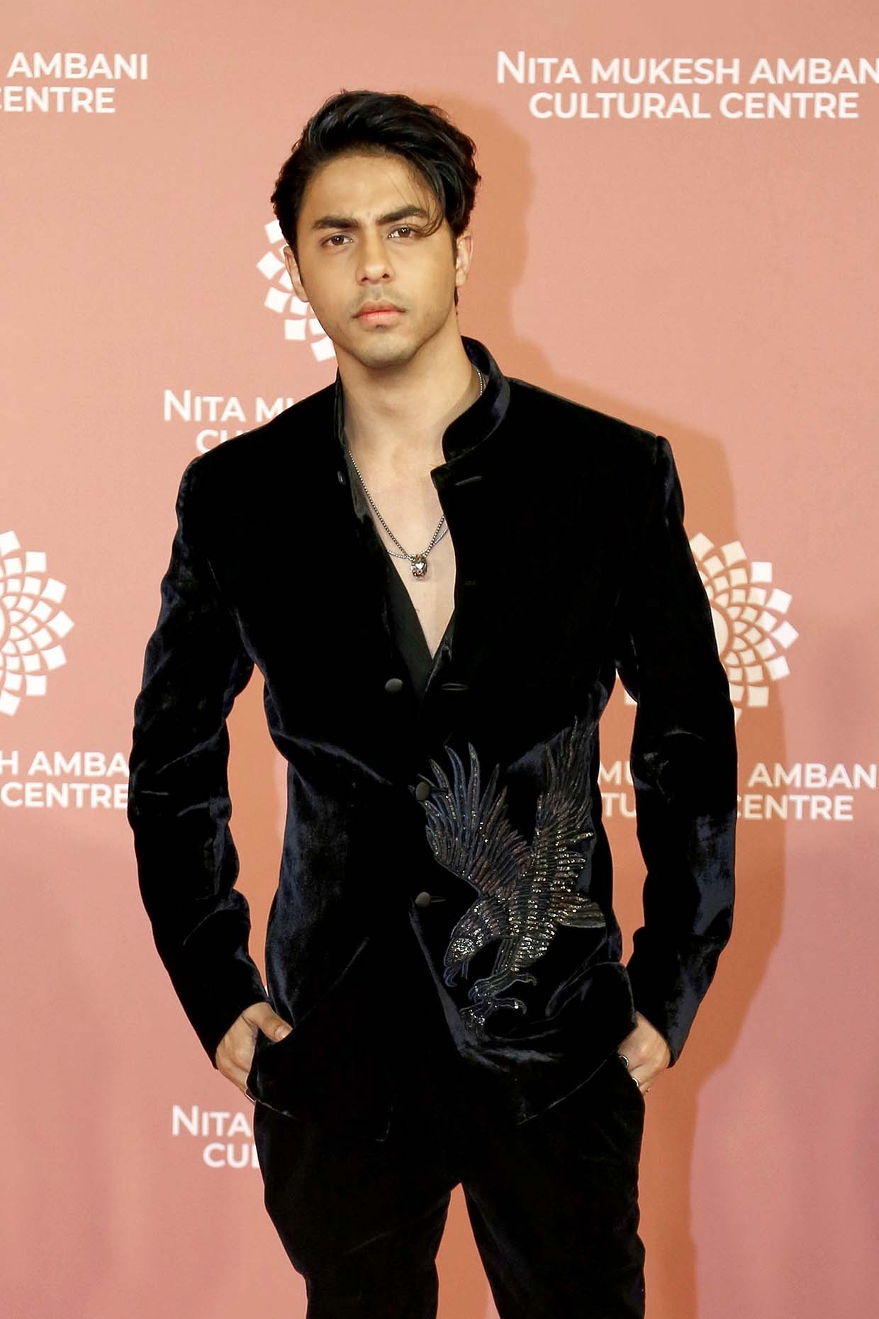 MEN'S BLACK BANDGALA