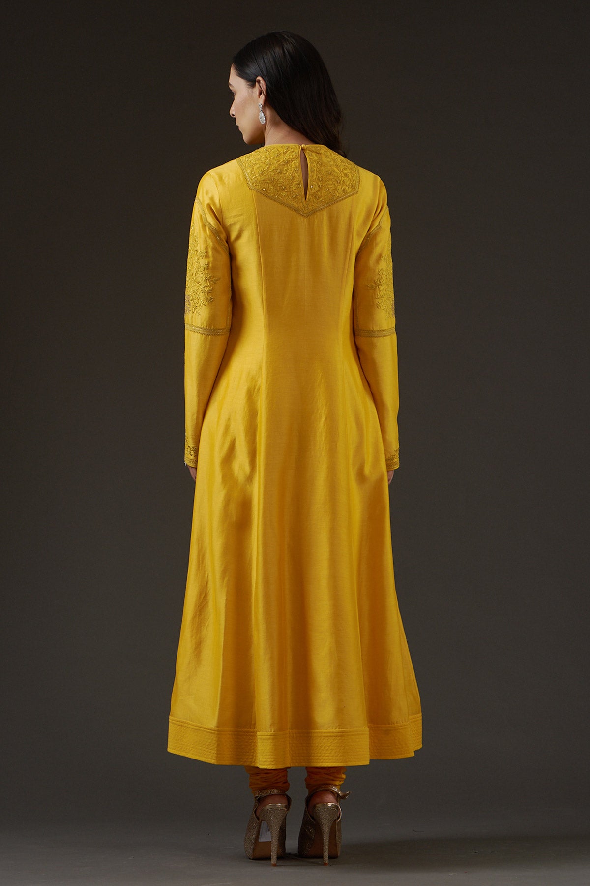 Embroidered Kalidar Kurta Set