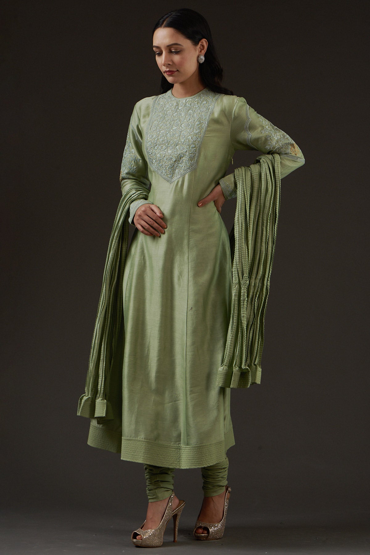 Embroidered Kalidar Kurta Set