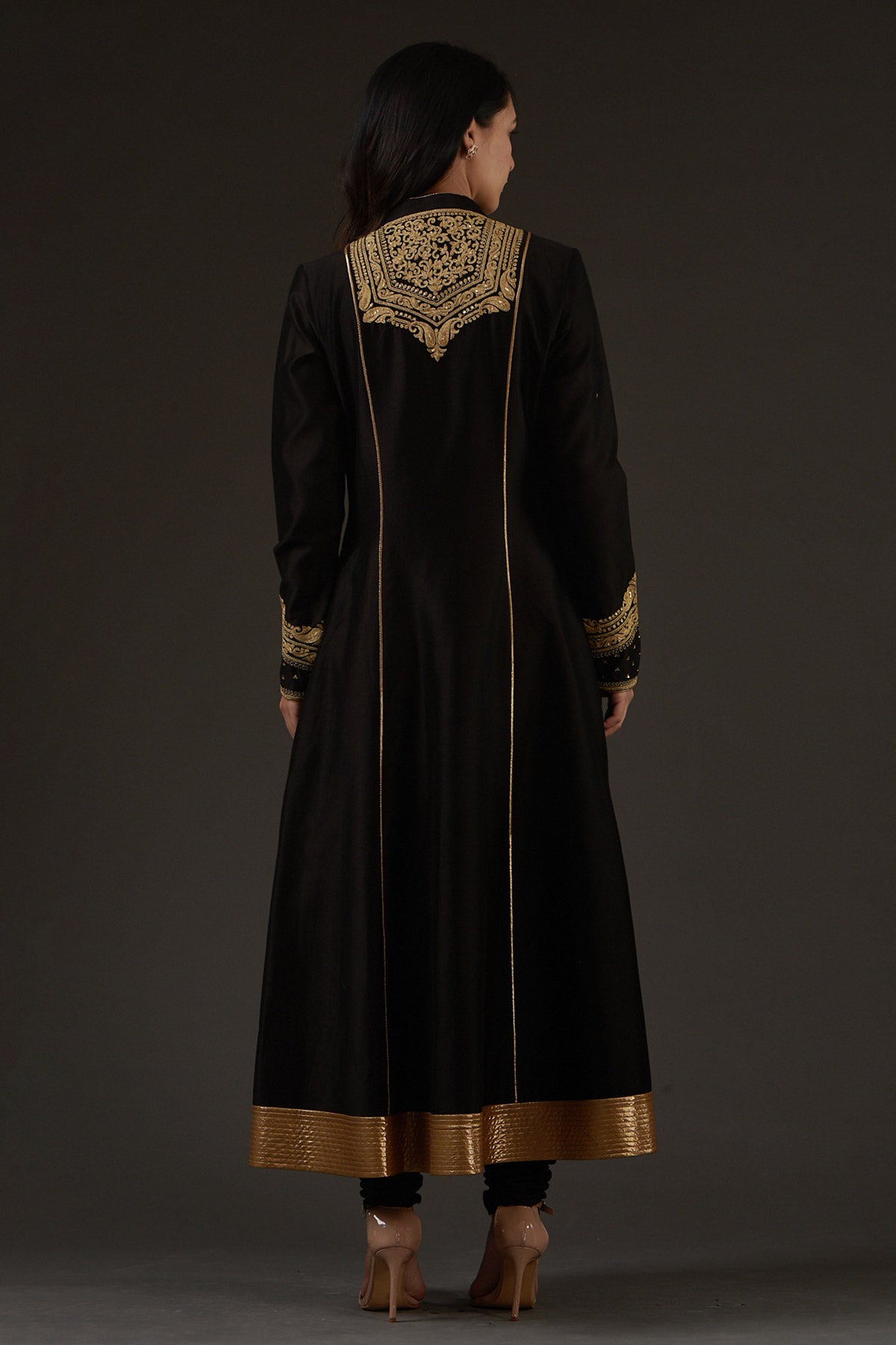 Embroidered Kalidar Kurta Set