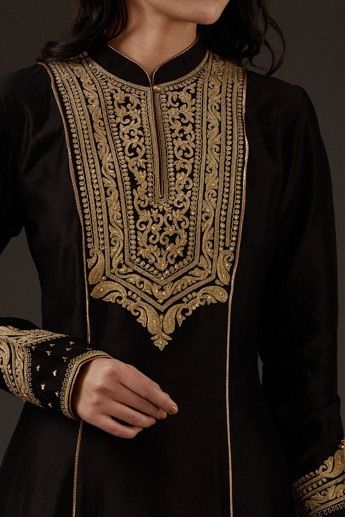 Embroidered Kalidar Kurta Set