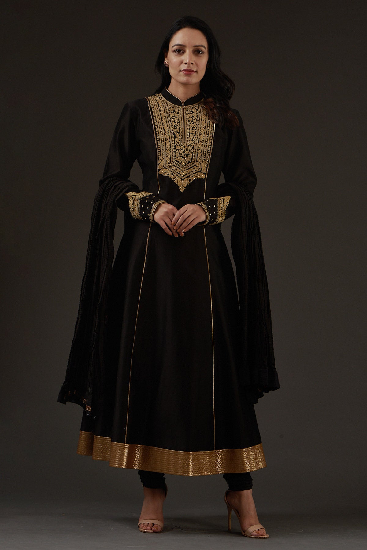 Embroidered Kalidar Kurta Set