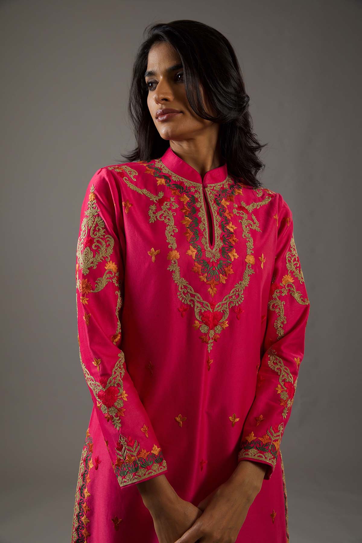 Chanderi Sillk Relax Fit Kurta Set With Emb On Arms And Neck With Dupatta