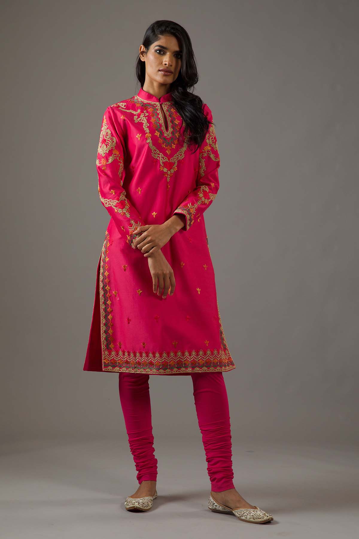 Chanderi Sillk Relax Fit Kurta Set With Emb On Arms And Neck With Dupatta