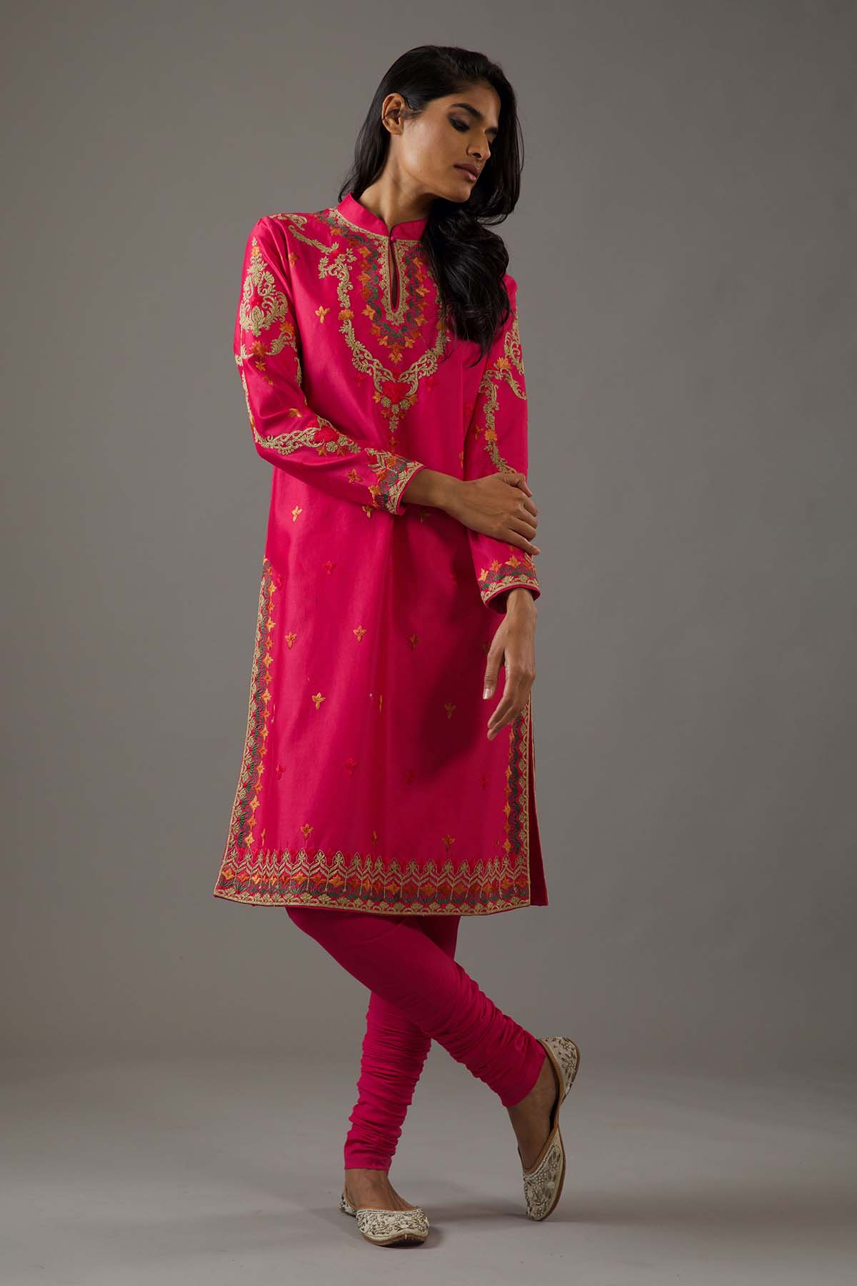 Chanderi Sillk Relax Fit Kurta Set With Emb On Arms And Neck With Dupatta